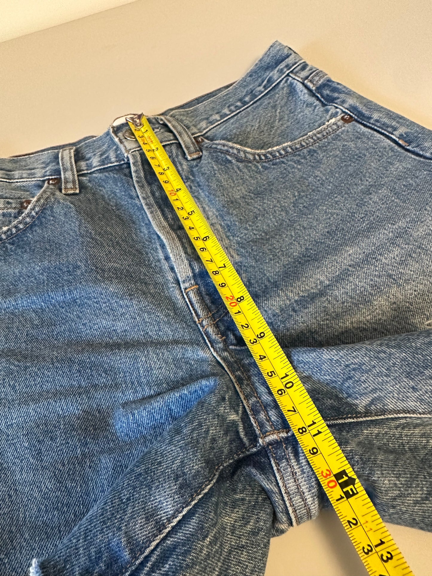 AGOLDE Parker Long High Rise Denim Jean Shorts in Medium Wash Blue | Size 25