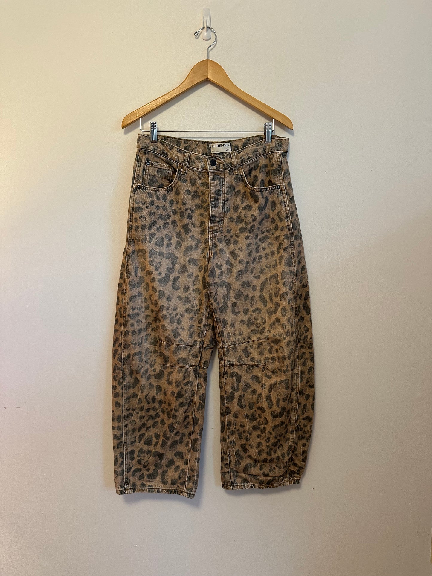 We The Free x Free People Good Luck Leopard Print Barrel Jeans | Size 27