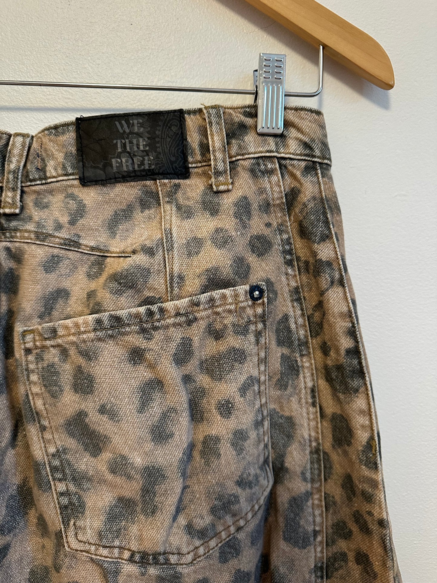We The Free x Free People Good Luck Leopard Print Barrel Jeans | Size 27