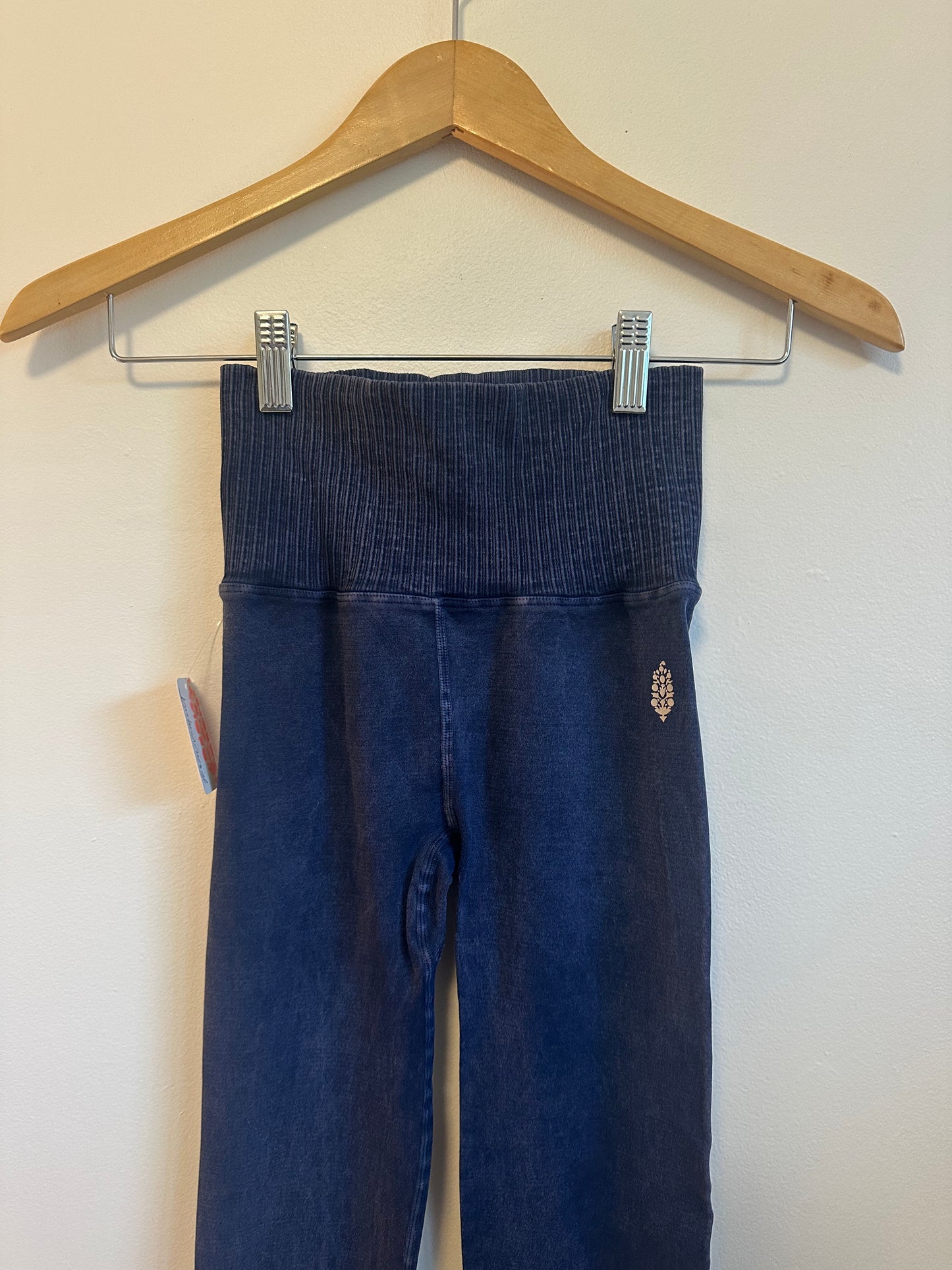 NWT FP Movement by Free People Good Karma Leggings in Deepest Navy | Size XS/S