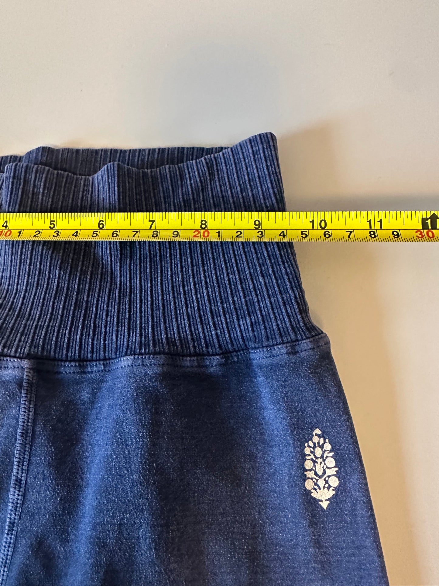 NWT FP Movement by Free People Good Karma Leggings in Deepest Navy | Size XS/S