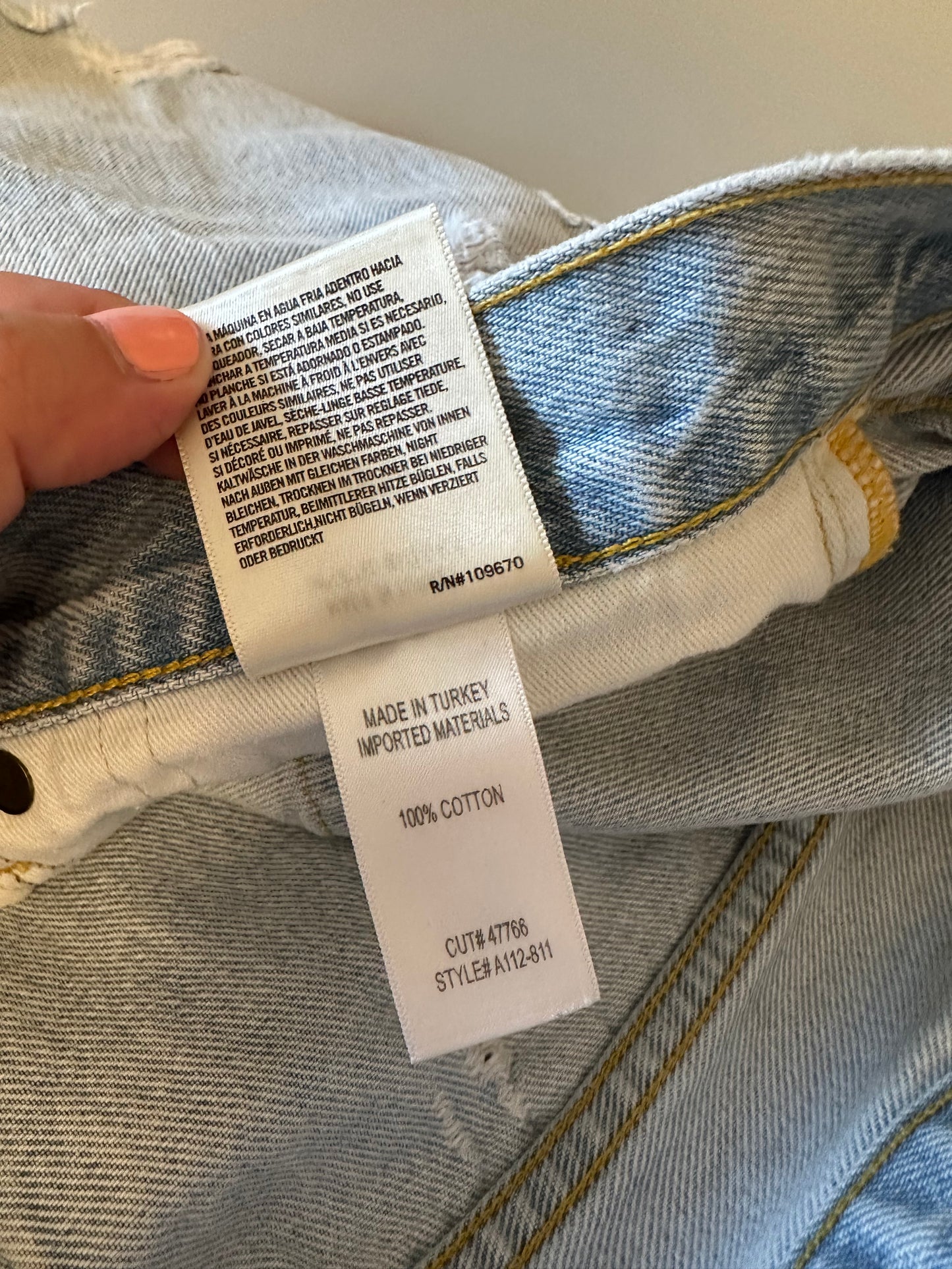 AGOLDE Dee High Rise Distressed Jean Shorts in Light Blue | Size 29