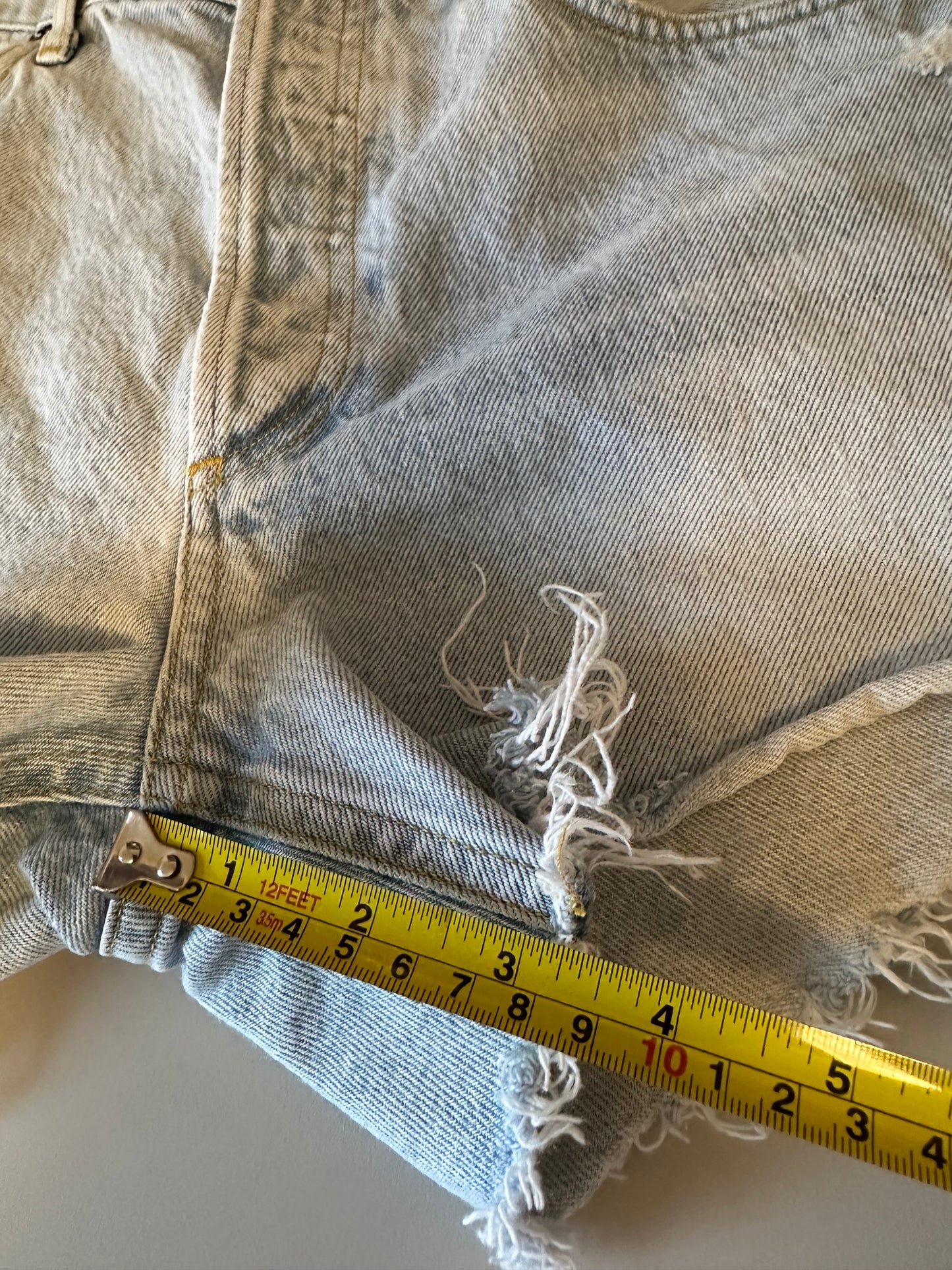 AGOLDE Dee High Rise Distressed Jean Shorts in Light Blue | Size 29
