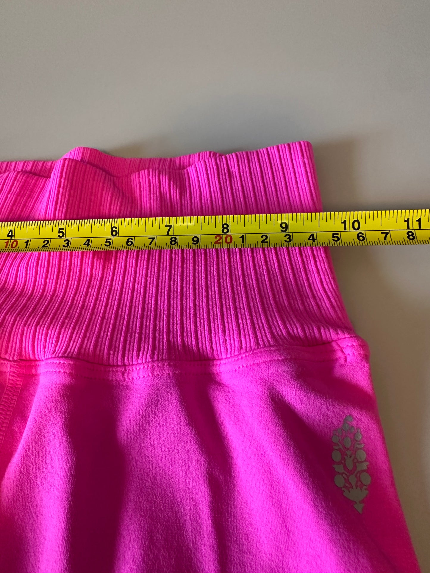 NWT Free People FP Movement Good Karma Leggings in Magenta | Size XS/S