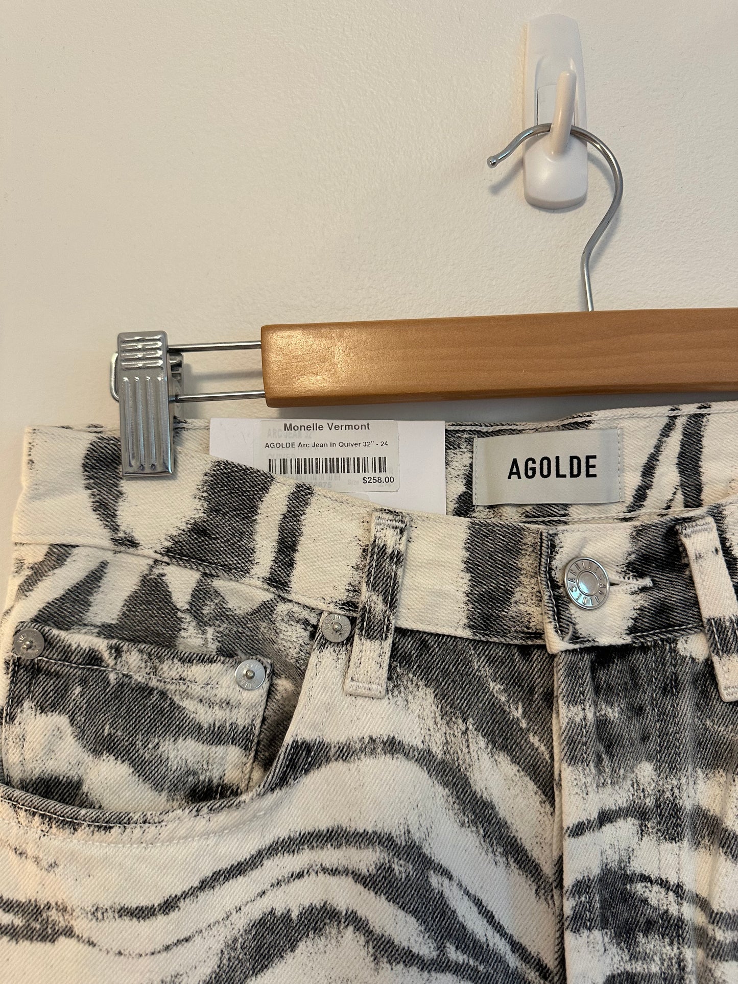 NWT Agolde Arc High Rise Curved Leg Jeans in Quiver Marbled Print | Size 24