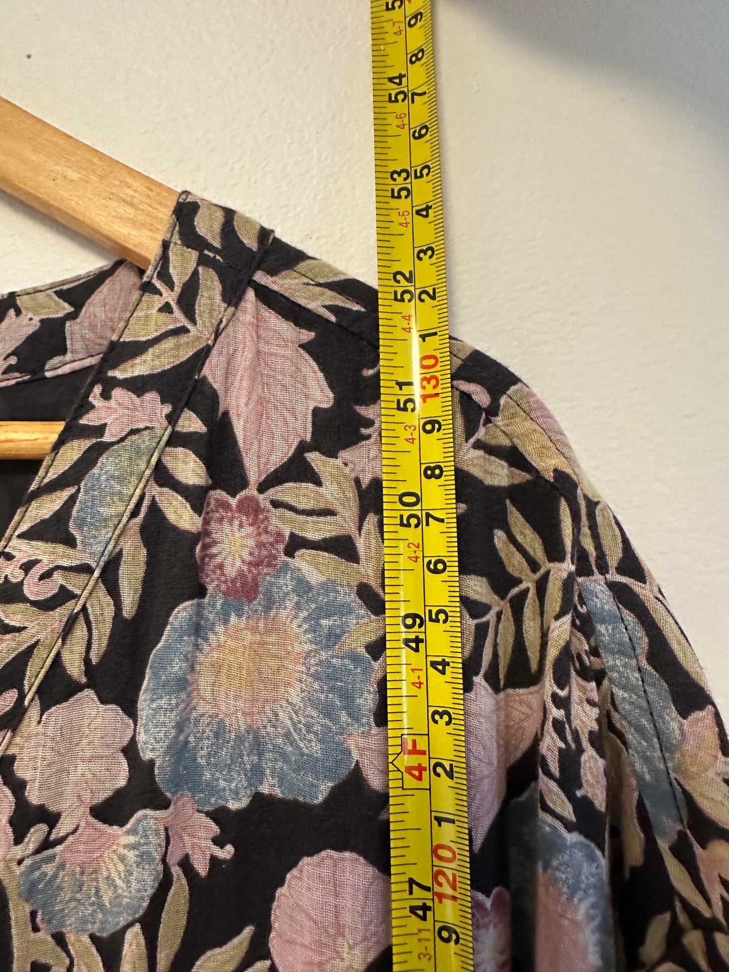 Billabong Adore You Long Sleeve Maxi Dress in Black Floral | Size Medium