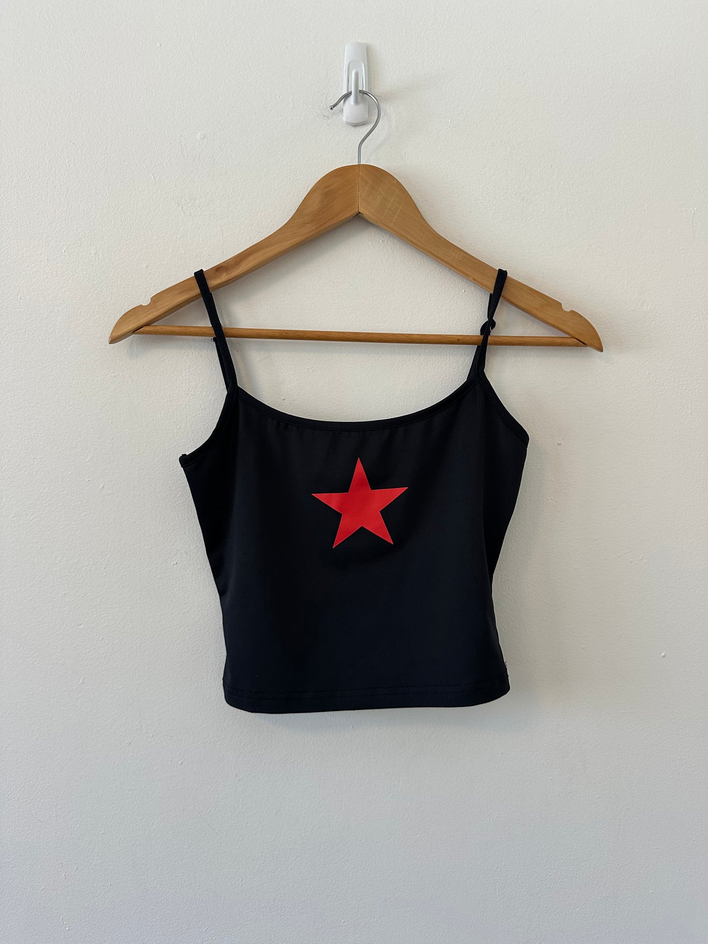 Princess Polly Black and Red Star Cropped Cami Tank Top | Size 2