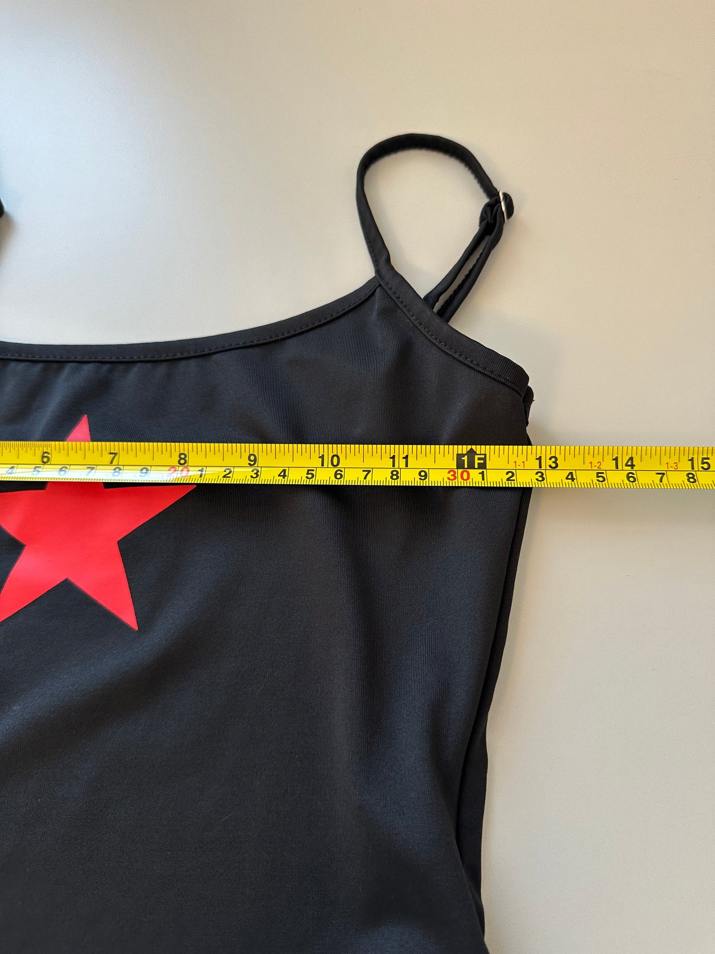 Princess Polly Black and Red Star Cropped Cami Tank Top | Size 2