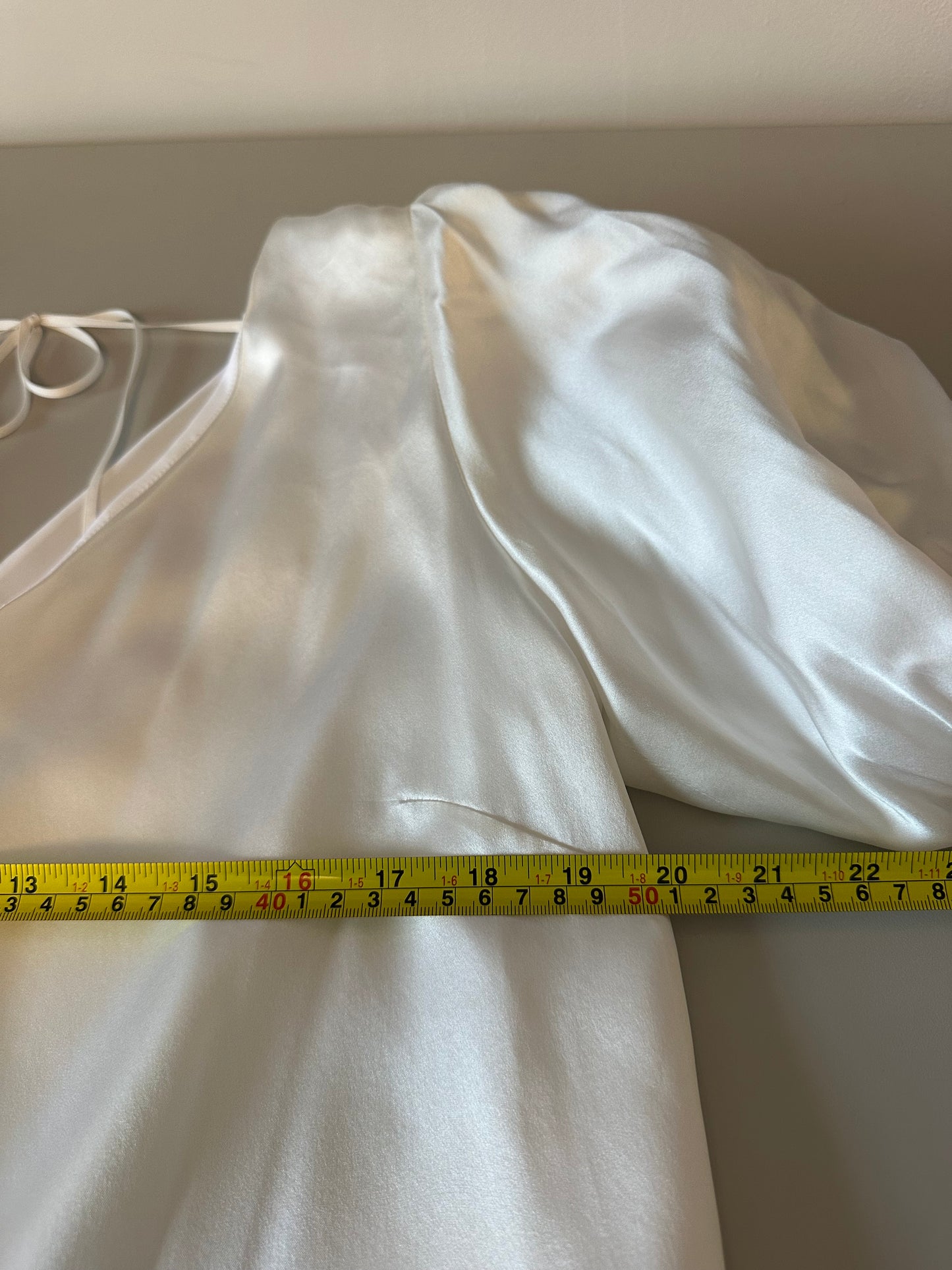 NWT Emerson Fry V Top in Ivory Silk | Size Medium