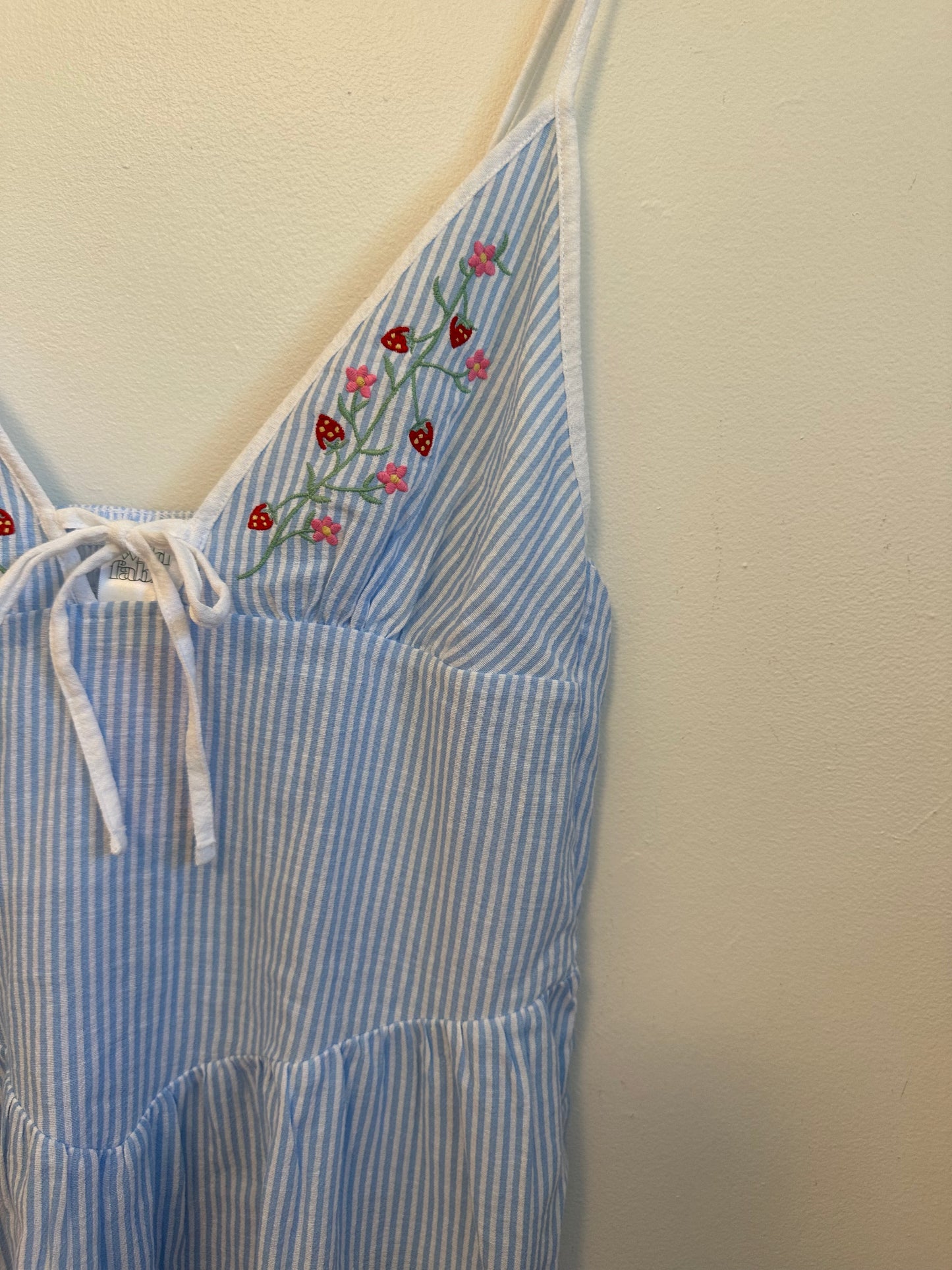 NWT Wild Fable Embroidered Strawberry Tie-Front Swim Cover Up Dress | Size Medium