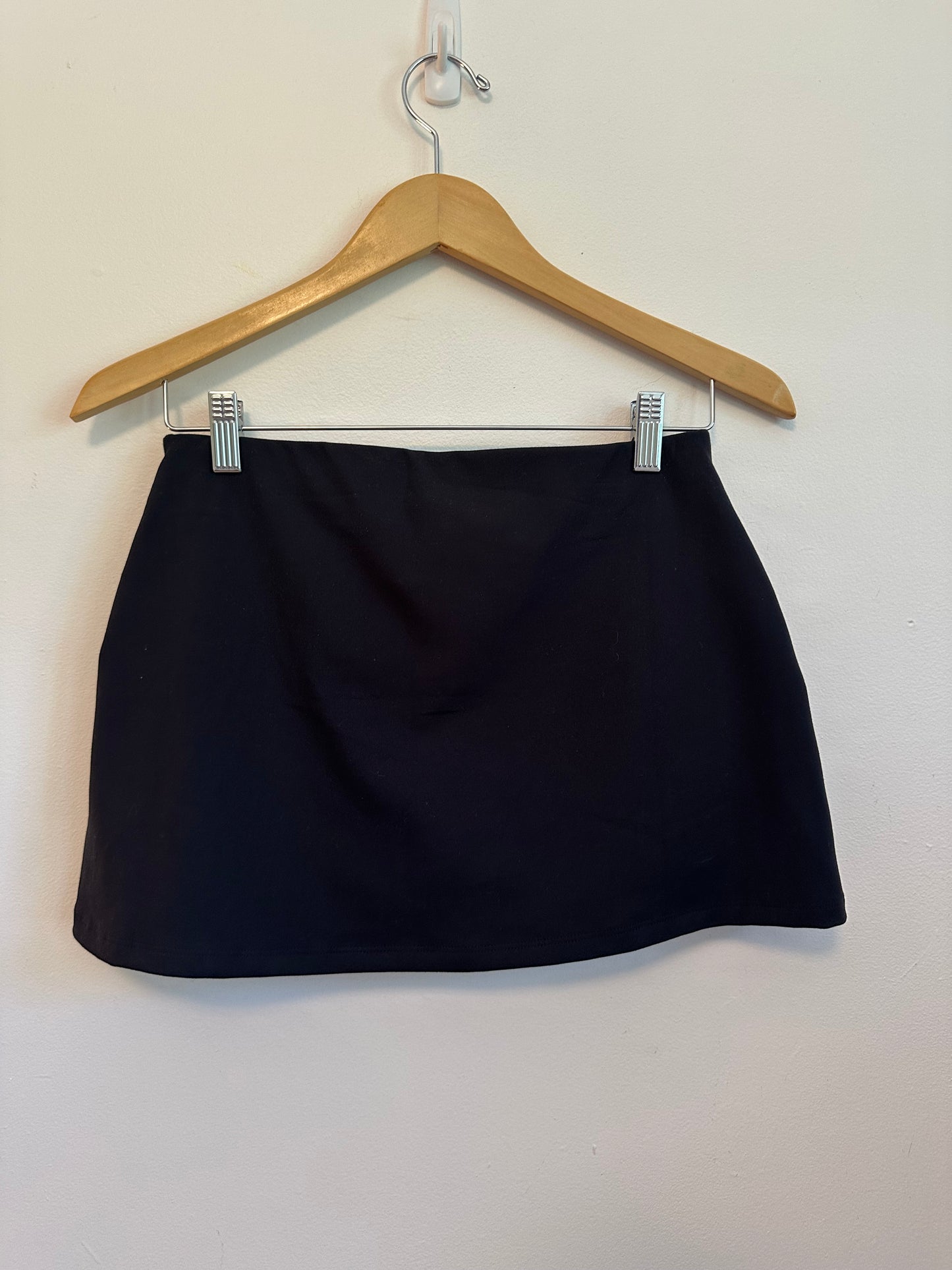Wild Fable Low Rise Skort in Black | Size Medium