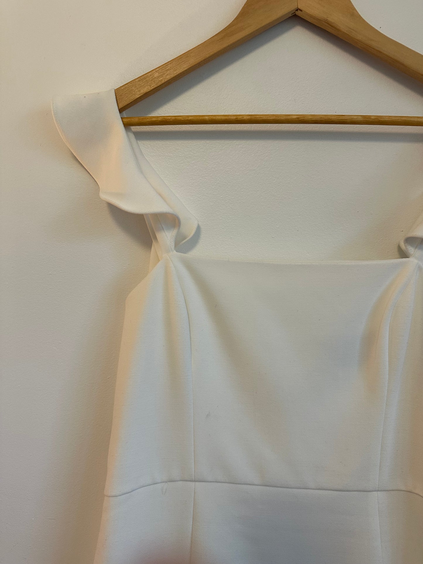 NWT French Connection White Ruffle Shoulder Mini Dress | Size 10