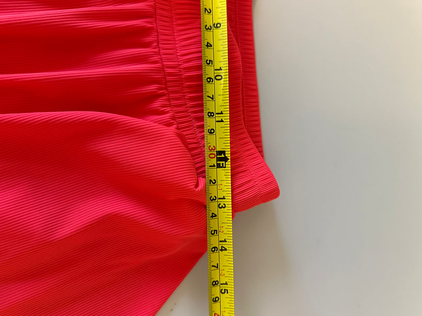 Joylab Mid-Rise Double Layer Flowy Run Shorts in Lolipop Red | Size Small