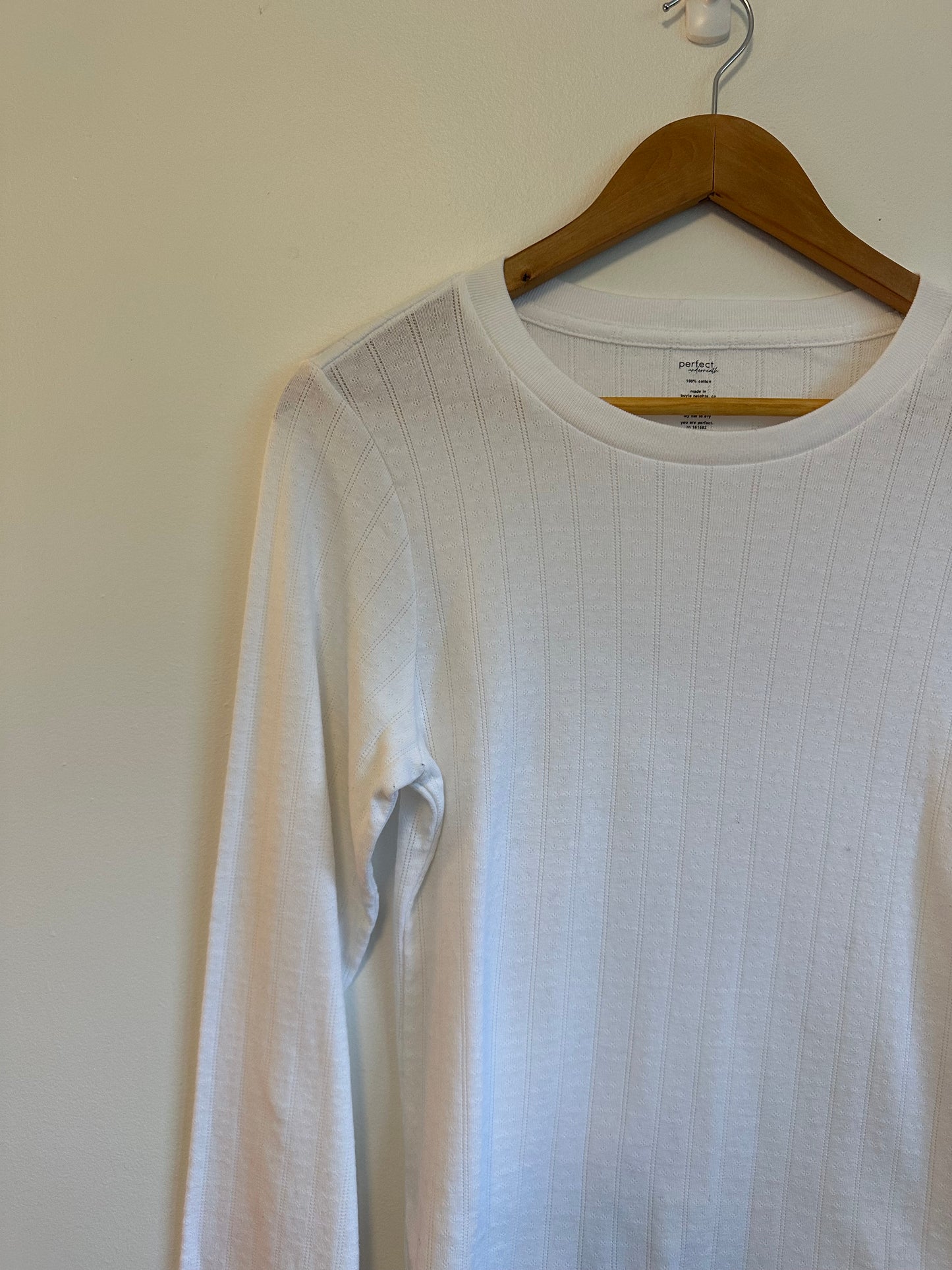 NWT Perfectwhitetee Leah Pointelle Long Sleeve T-Shirt in White | Size Large
