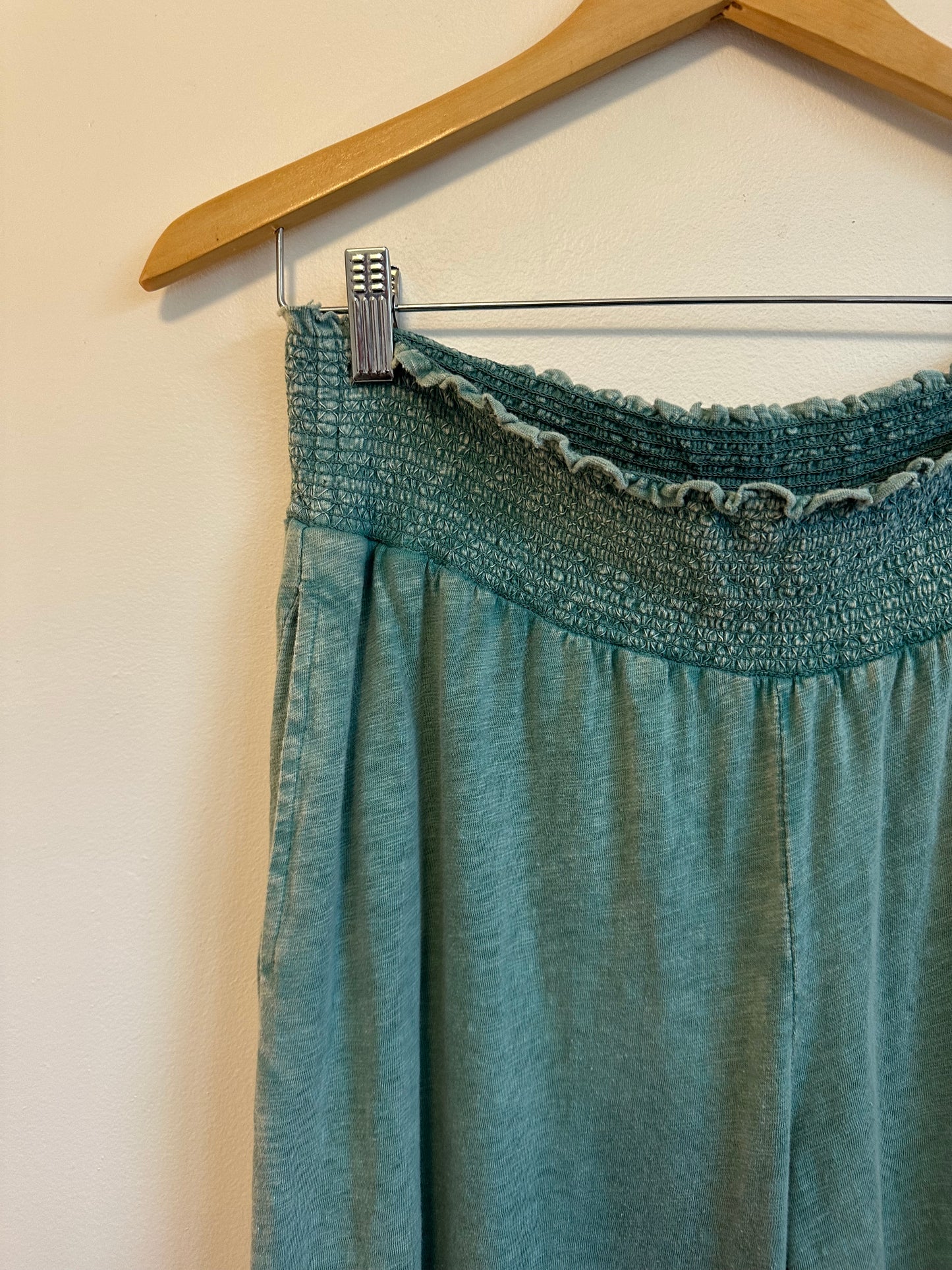NWT Hello Nite Sea Moss Green Cotton Summer Pants | Size Large