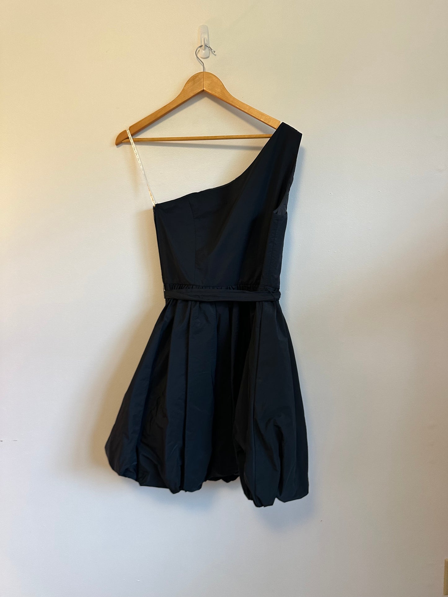 NWT Lilly Pulitzer Sondralee One Shoulder Dress in Black Satin | Size 6
