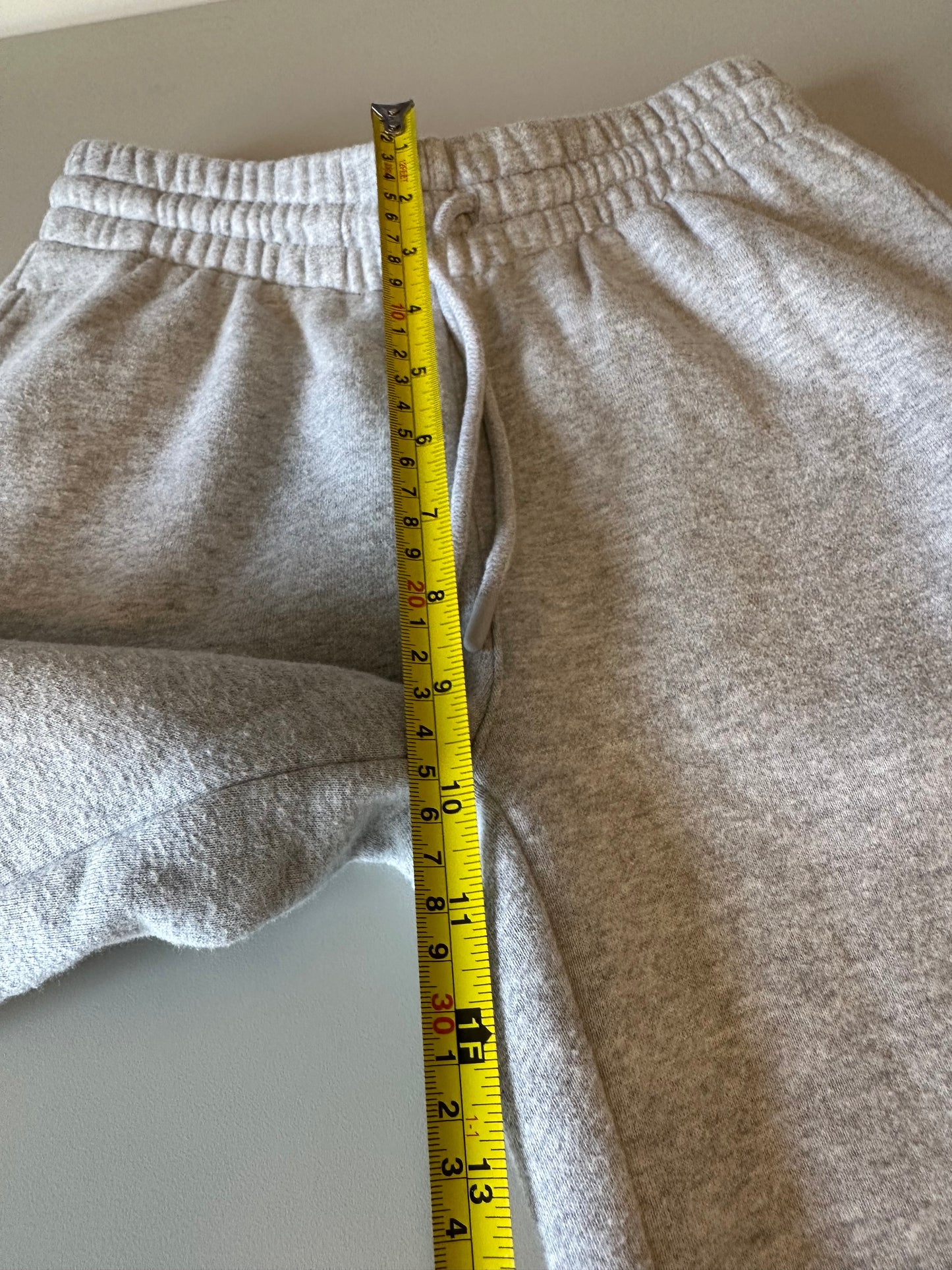 NWT Aritzia Sweatfleece Boyfriend Wide Sweatpant in Gray | Size 2XS Tall