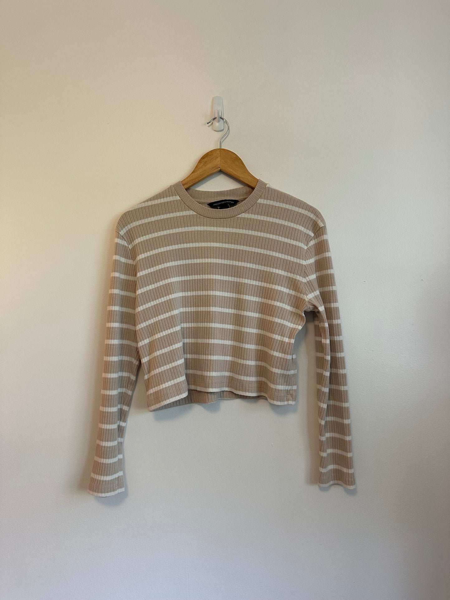 French Connection Tan and White Ribbed Long Sleeve Top | Size Small