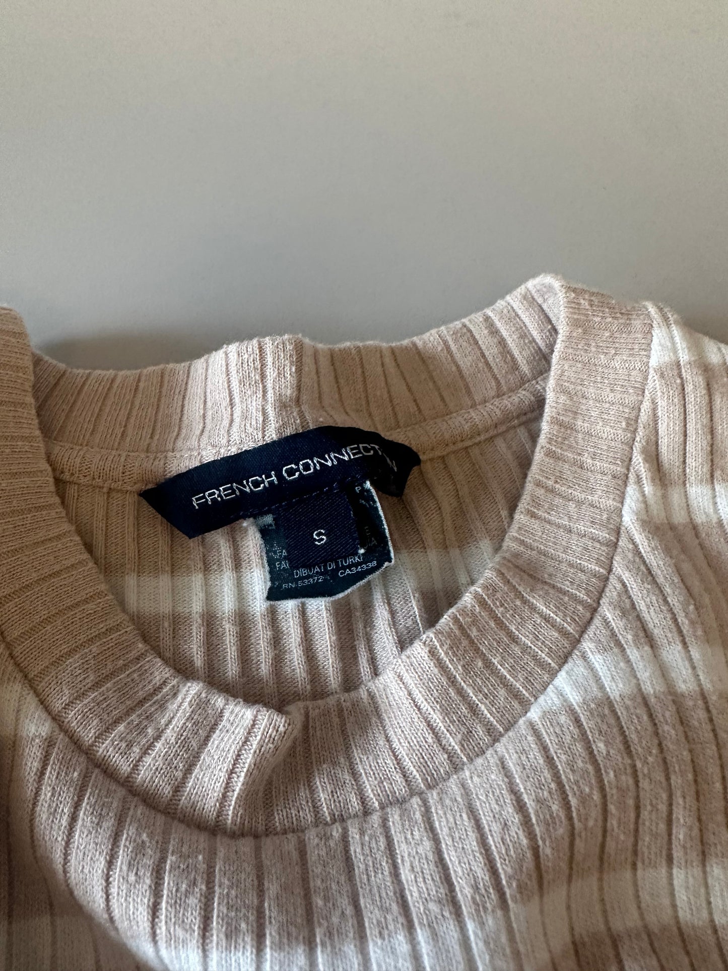 French Connection Tan and White Ribbed Long Sleeve Top | Size Small