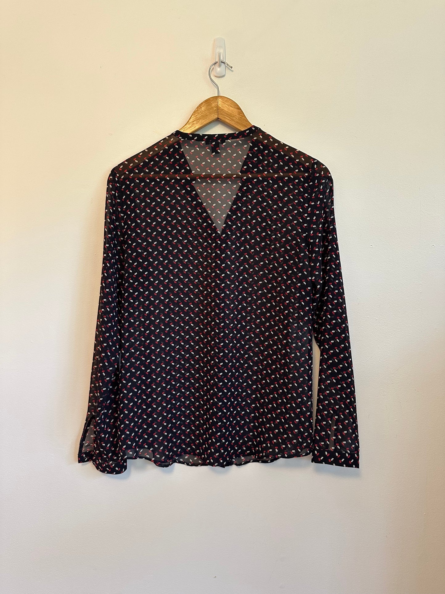 Ann Taylor Sheer Blouse in Black with White and Red Print | Size 2