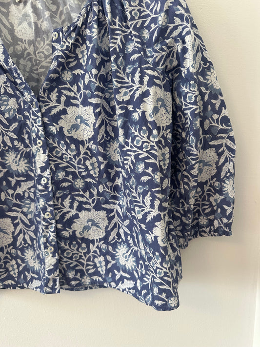 Marea Sophie Top in Blue Floral Print | Size Medium
