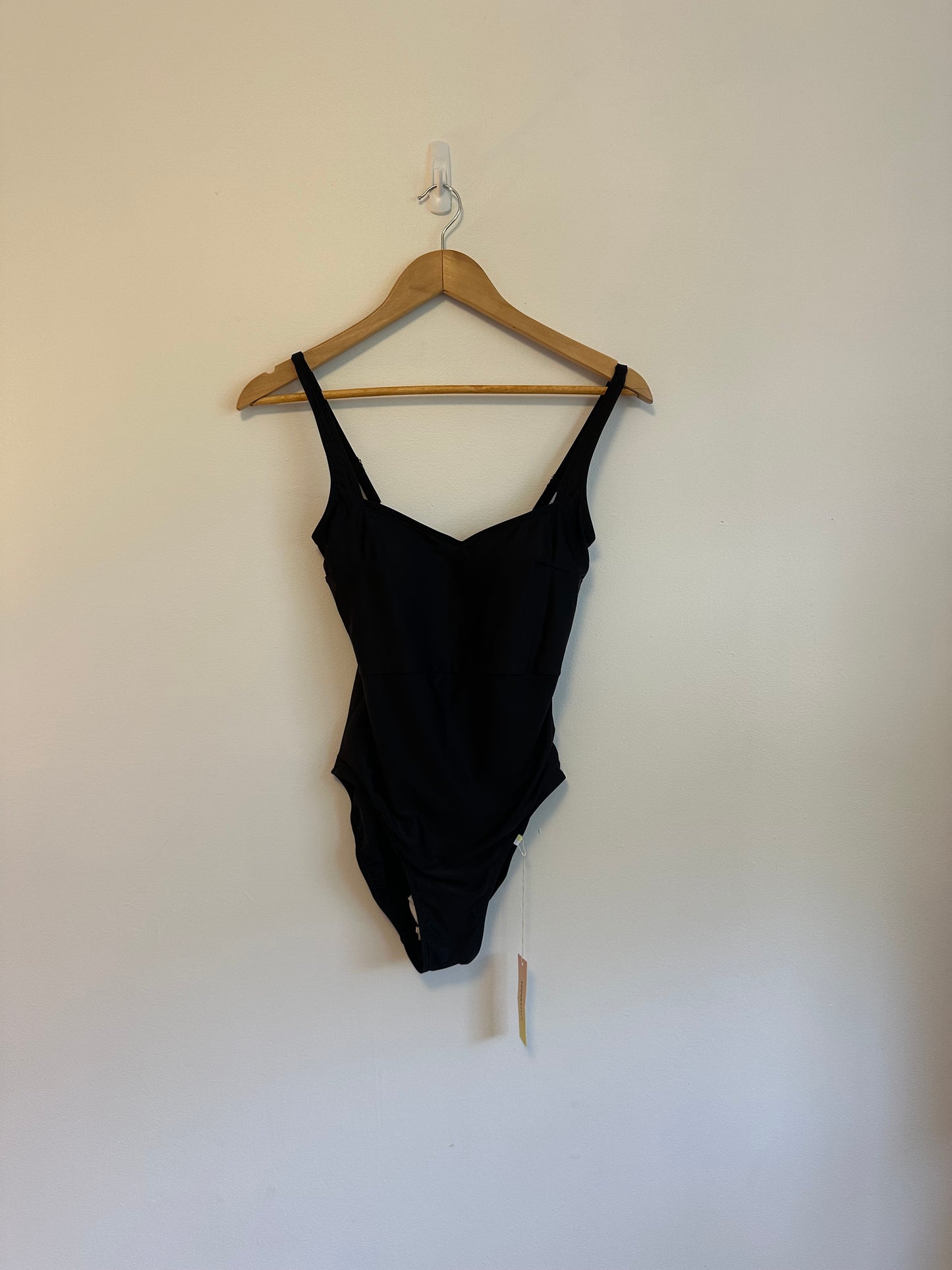 New Summersalt The Seascape Sweetheart One Piece in Black | Size 2