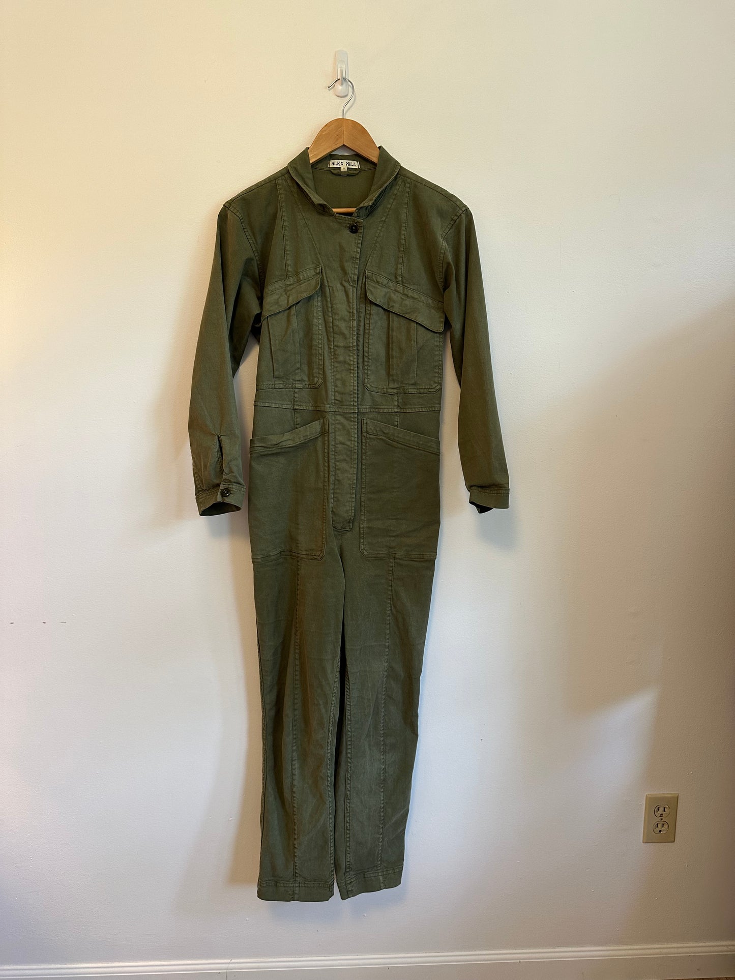 Alex Mill Expedition Jumpsuit in Olive Green Washed Twill | Size Small