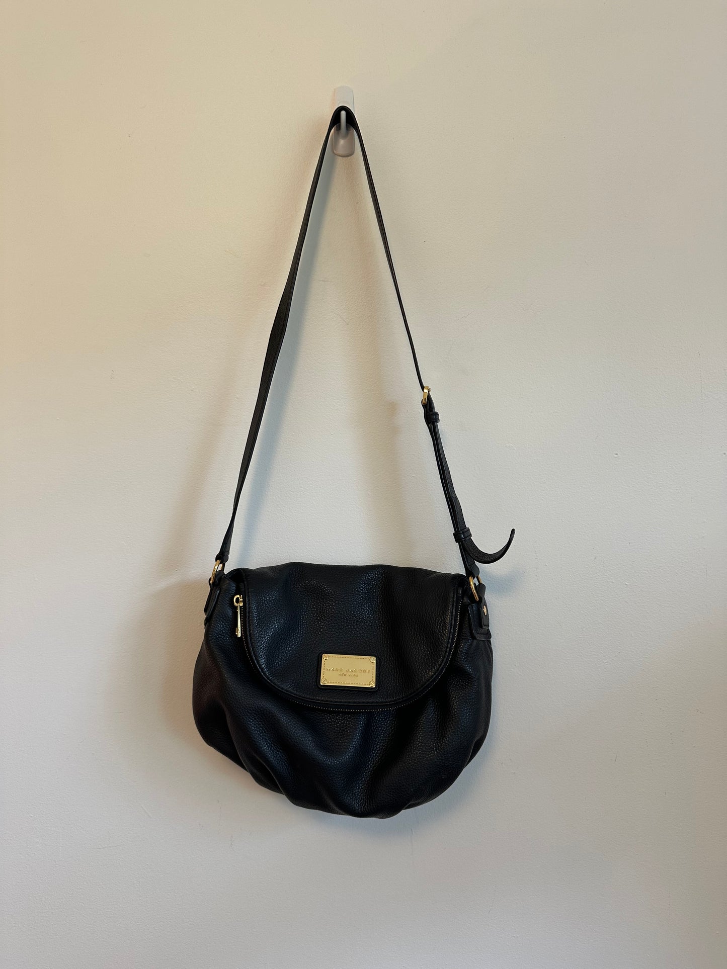Marc by Marc Jacobs Classic Q Natasha Crossbody Bag in Black Pebbled Leather