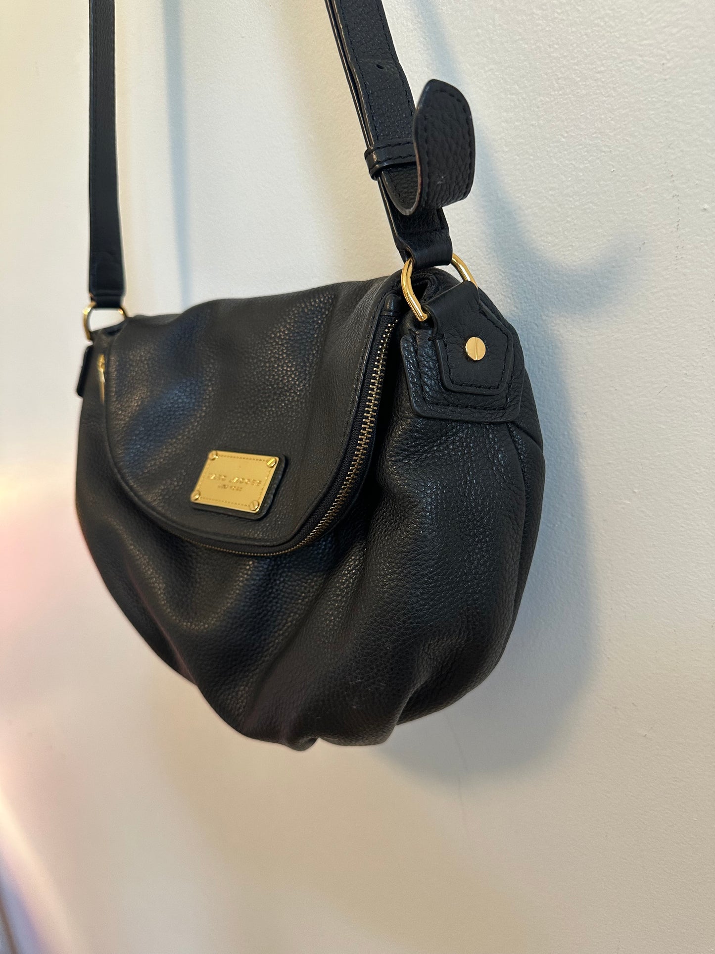 Marc by Marc Jacobs Classic Q Natasha Crossbody Bag in Black Pebbled Leather