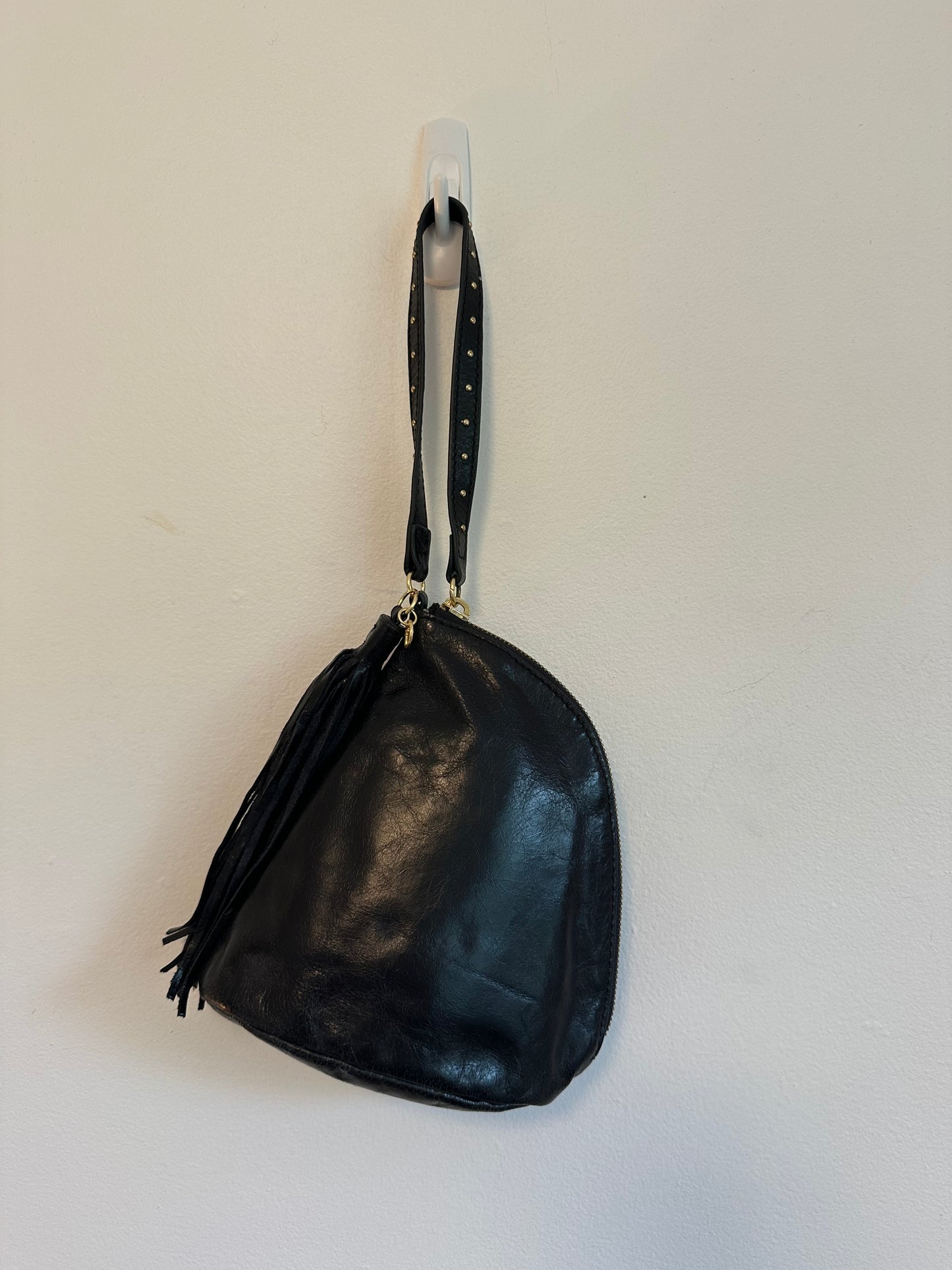 Hobo Twilight Leather Wristlet Clutch in Black