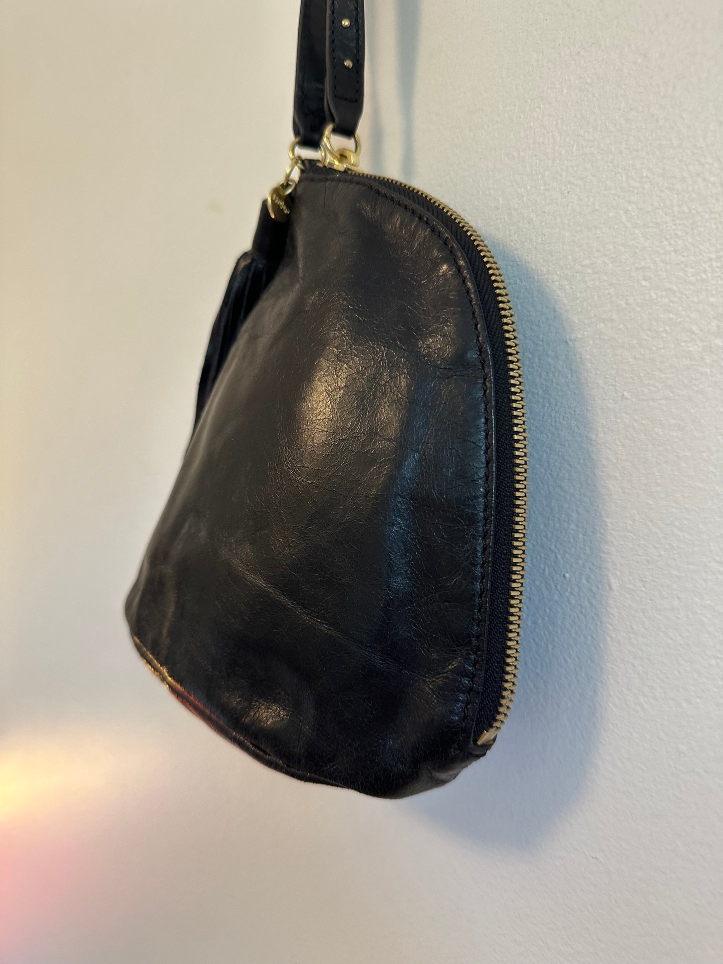 Hobo Twilight Leather Wristlet Clutch in Black