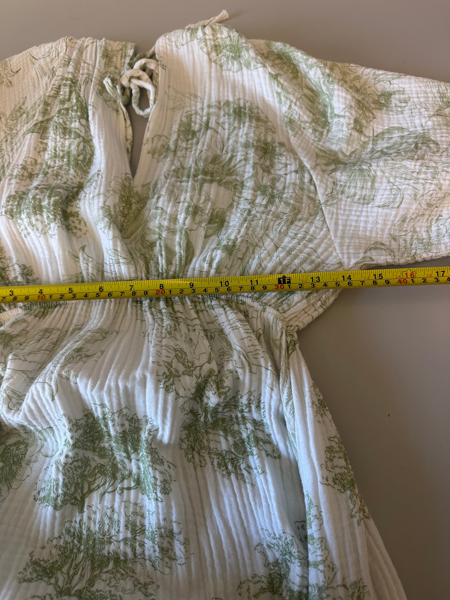 NWT Milio Milano Deep V-Neck Green and White Floral Dress | Size Small