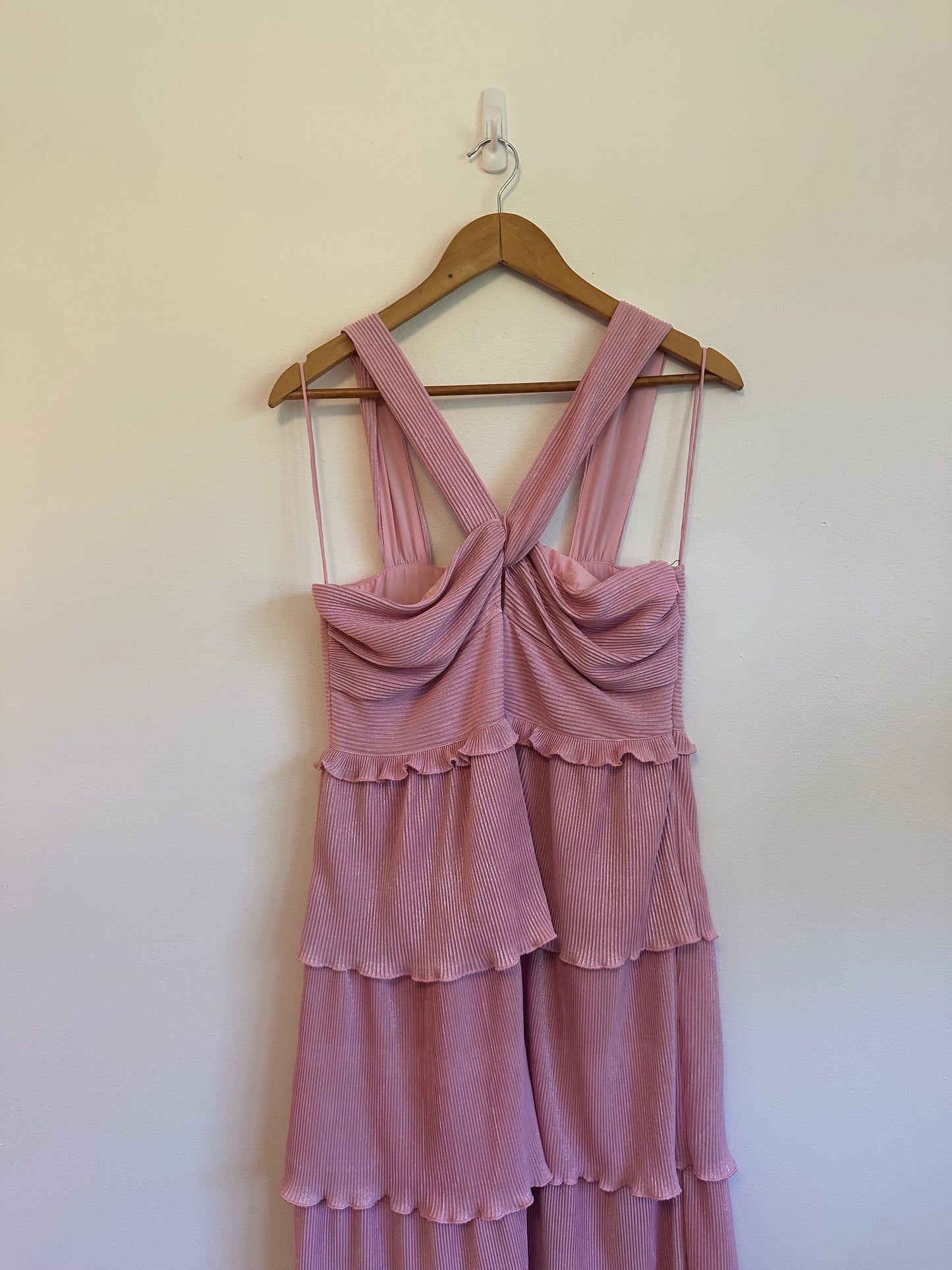 NWT Saylor Esperanza Bubblegum Pink Tiered Ruffle Metallic Dress | Size Large