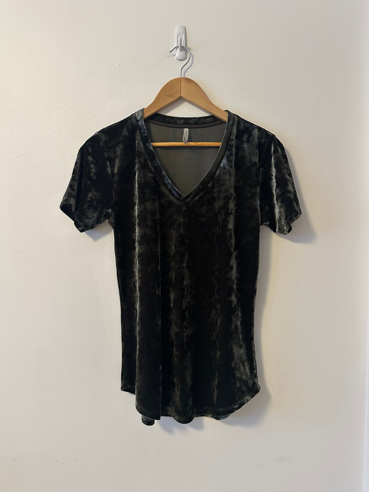 Z Supply Green Crushed Velvet Short Sleeve T-Shirt | Size Small
