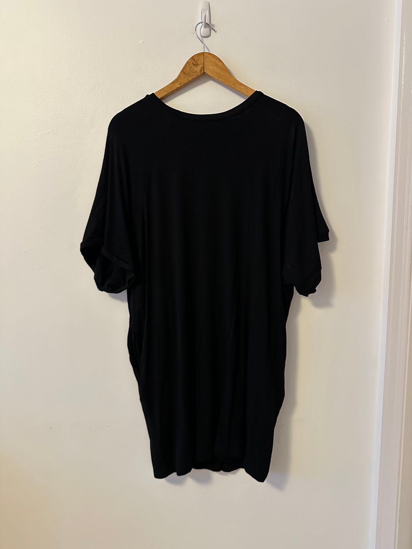 BLQ Black Jersey Dolman Sleeve Tunic Dress | Size 0