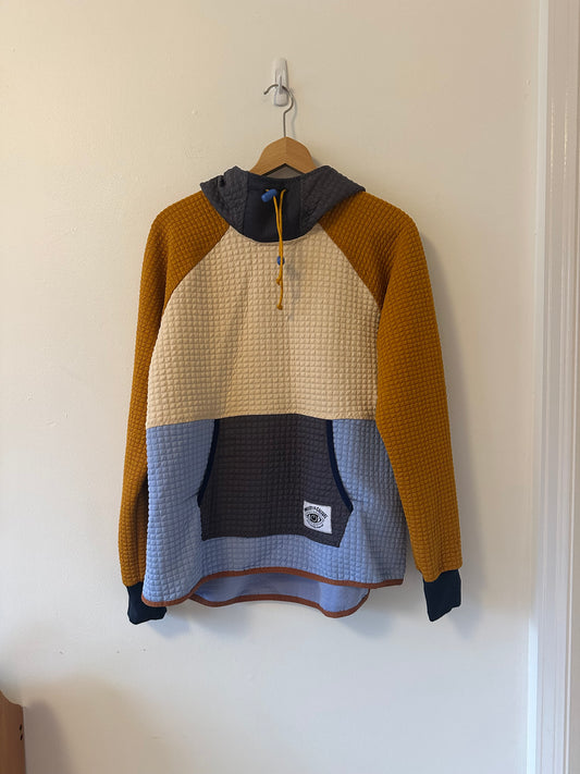 Ministry of Culture Power Grid Willoughby Multicolored Hoodie in Recycled Fleece