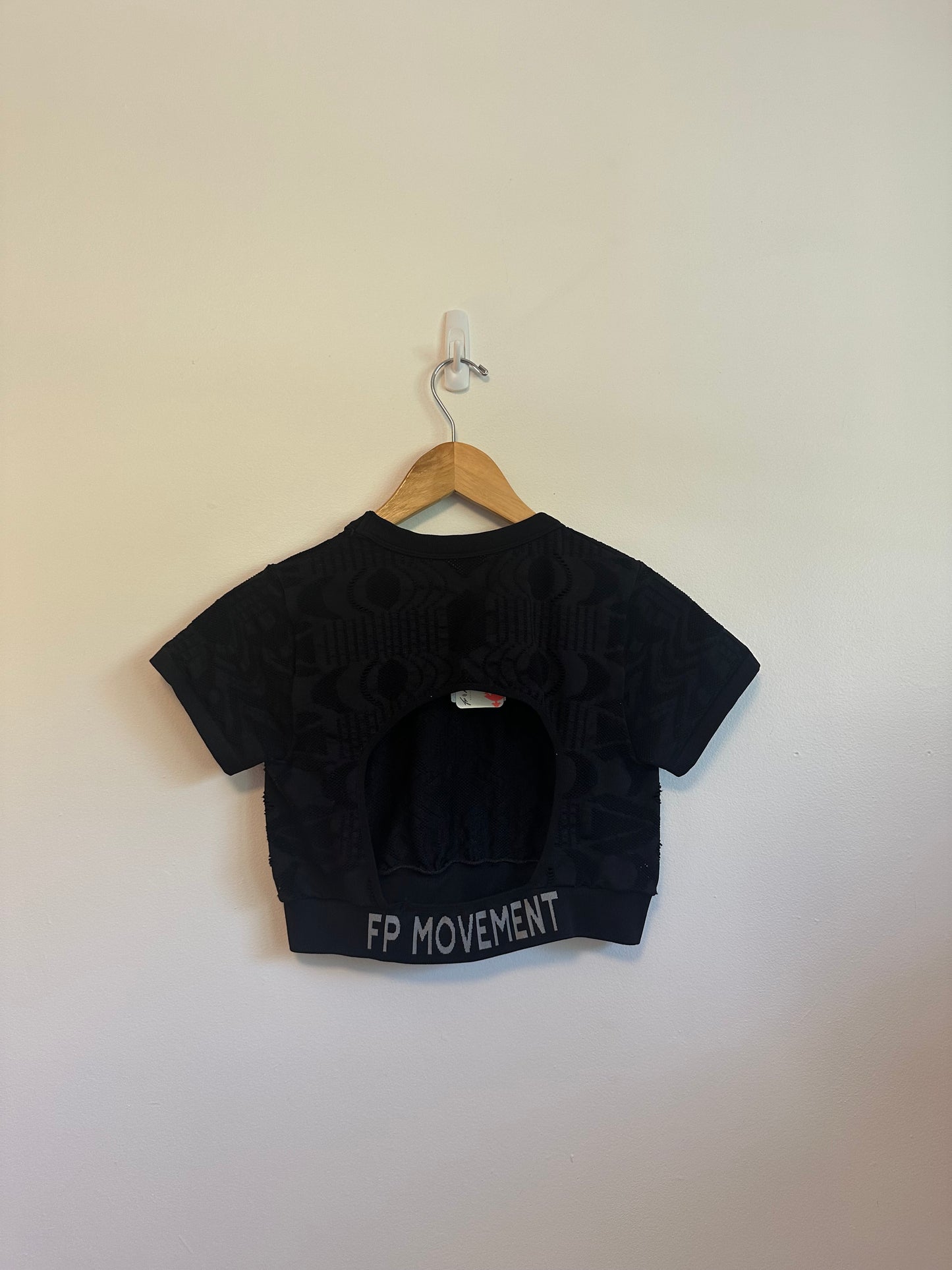 NWT FP Movement by Free People Run The Distance Baby Tee in Black | Size M/L