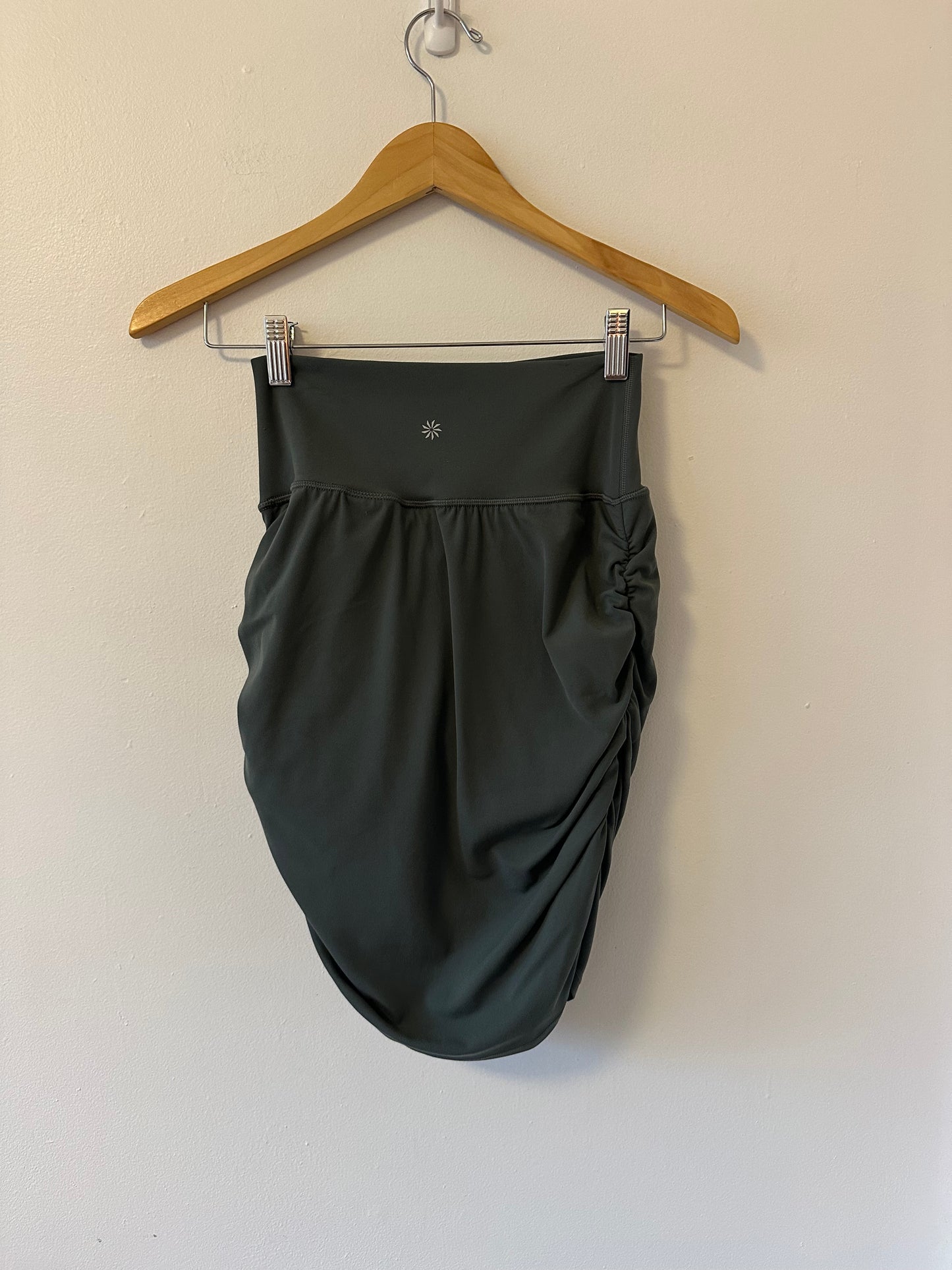 Athleta Transcend Skort in Loden Green | Size Small
