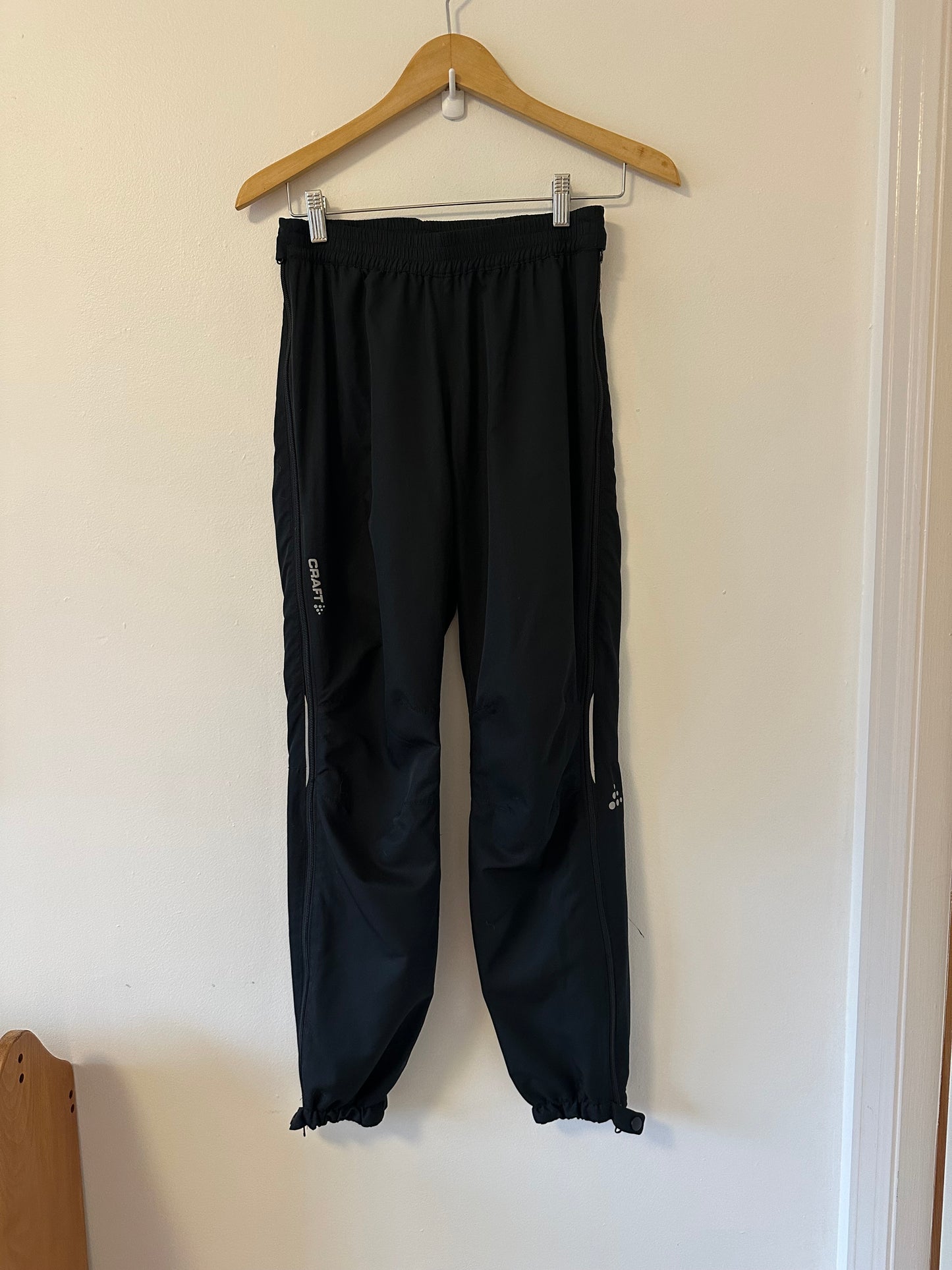Craft Women's Full Side Zip Jogger Style Track Pants | Size Small