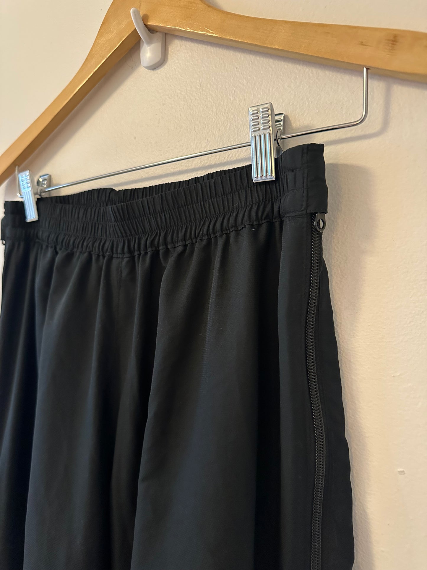 Craft Women's Full Side Zip Jogger Style Track Pants | Size Small