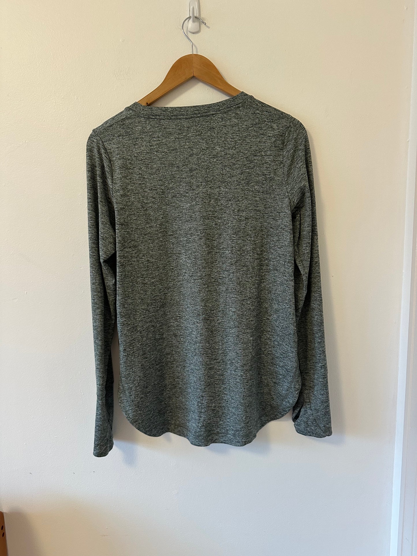 Athleta Lombard Long Sleeve Heathered Green T-Shirt | Size Small