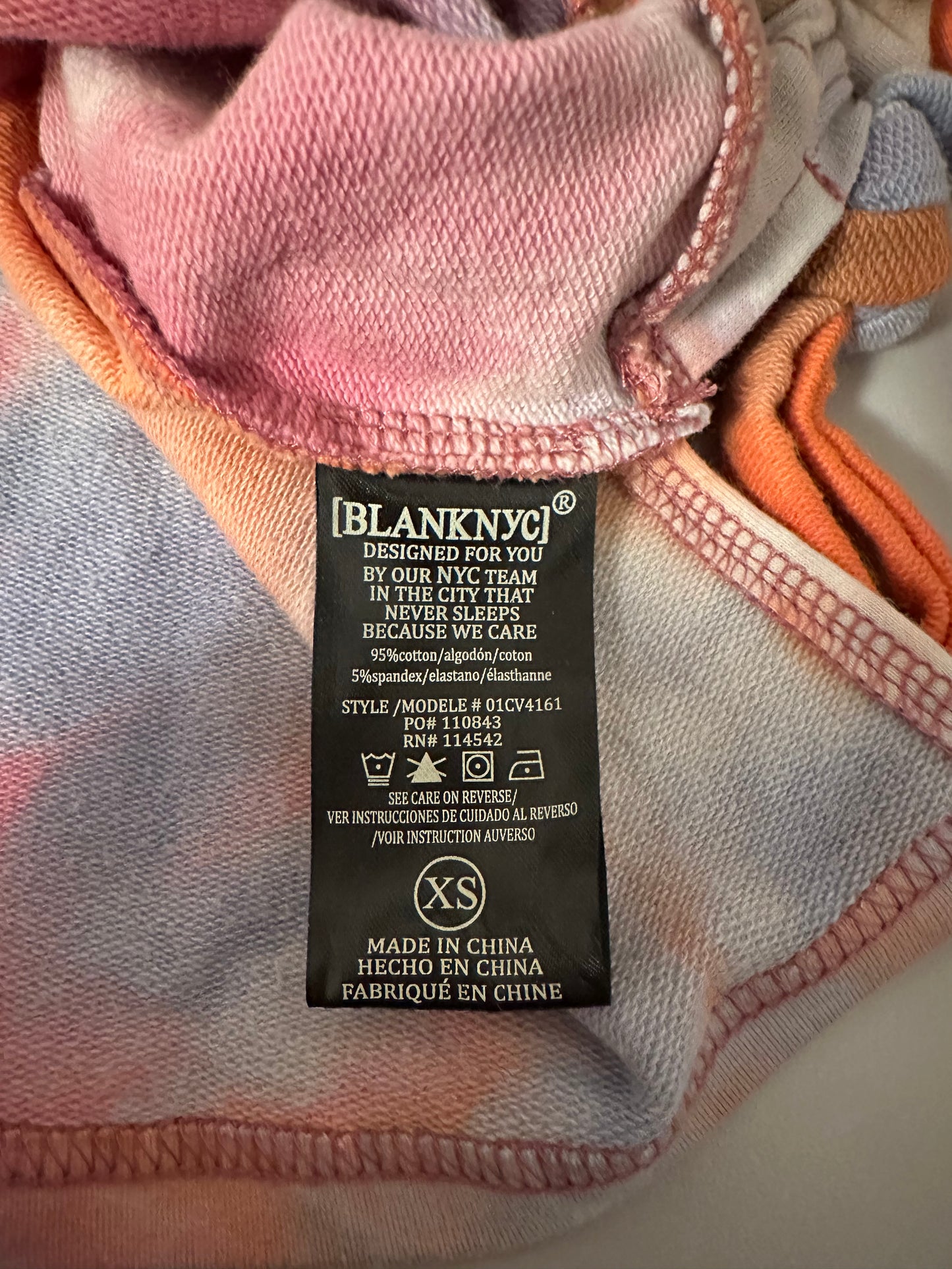 BLANKNYC Sweet Spot Rainbow Tie-Dyed Cropped Hooded Sweatshirt | Size XS