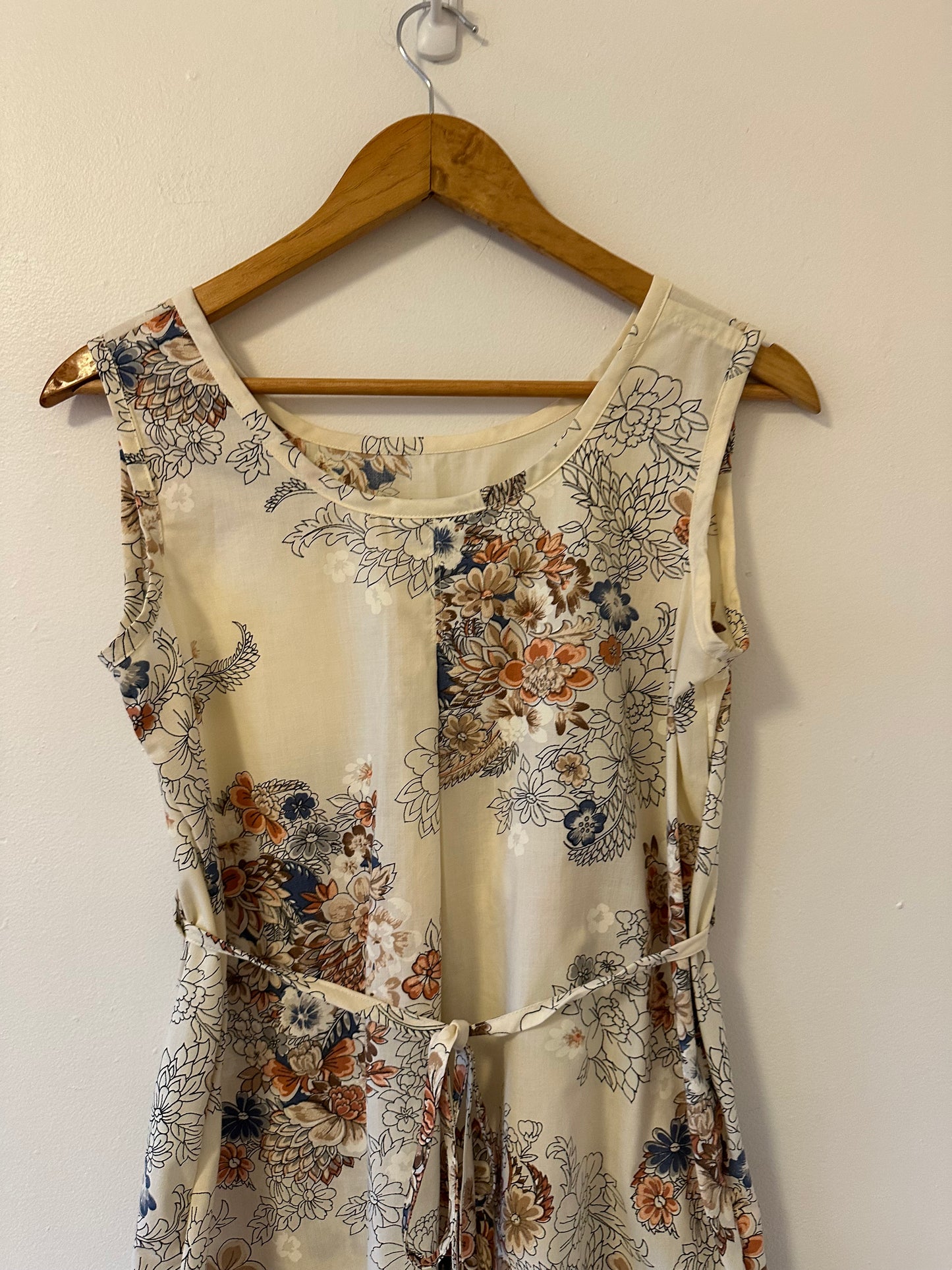 Handmade Cream Floral Sleeveless Shift Dress with Waist Tie | Size Small
