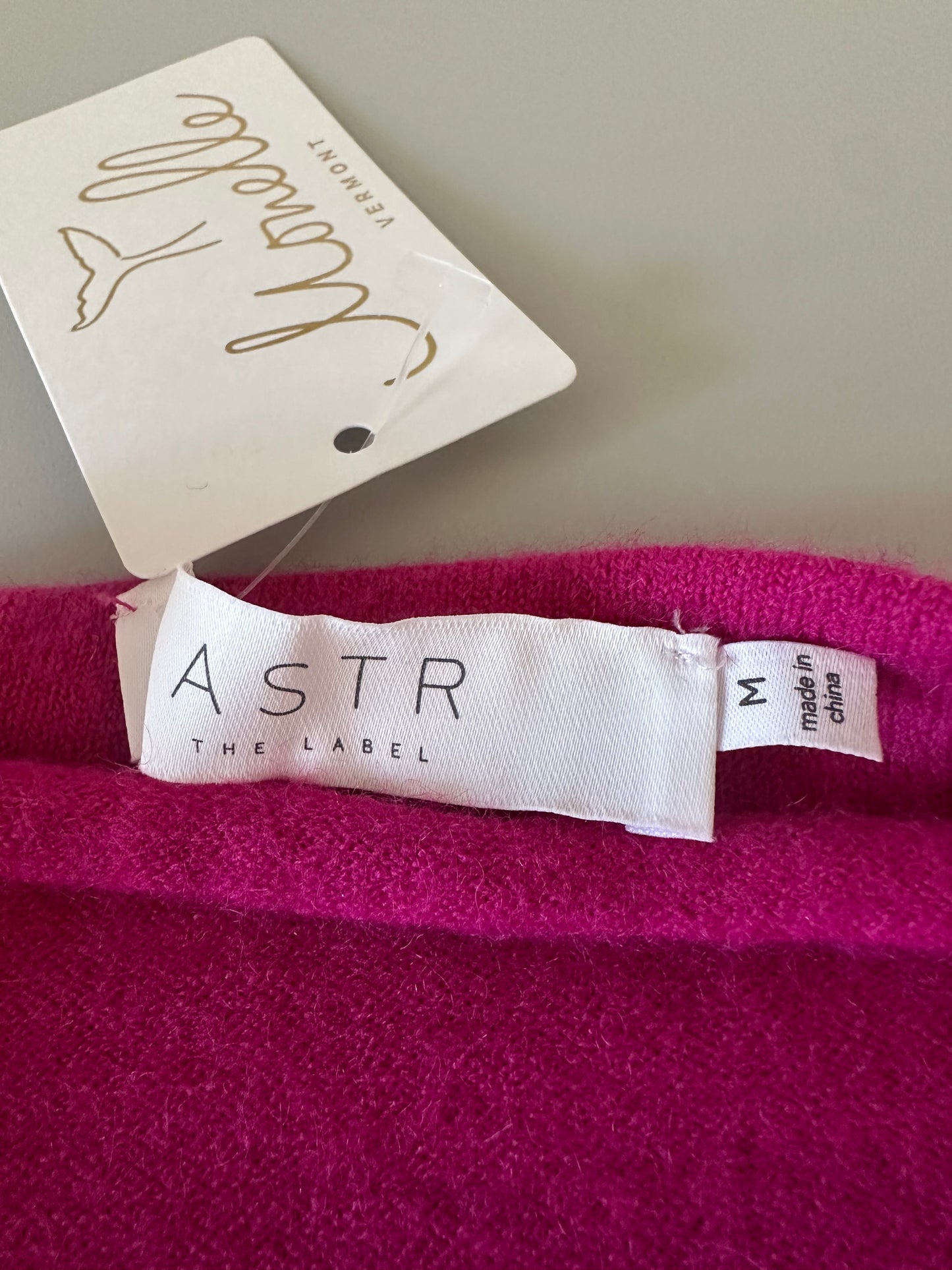 ASTR The Label Devin Wide-Neck Sweater in Pink | Size Medium