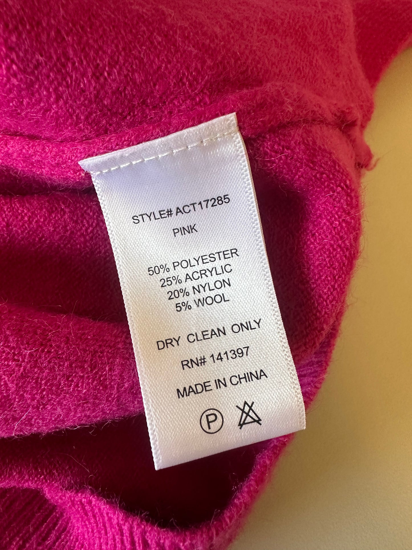 ASTR The Label Devin Wide-Neck Sweater in Pink | Size Medium