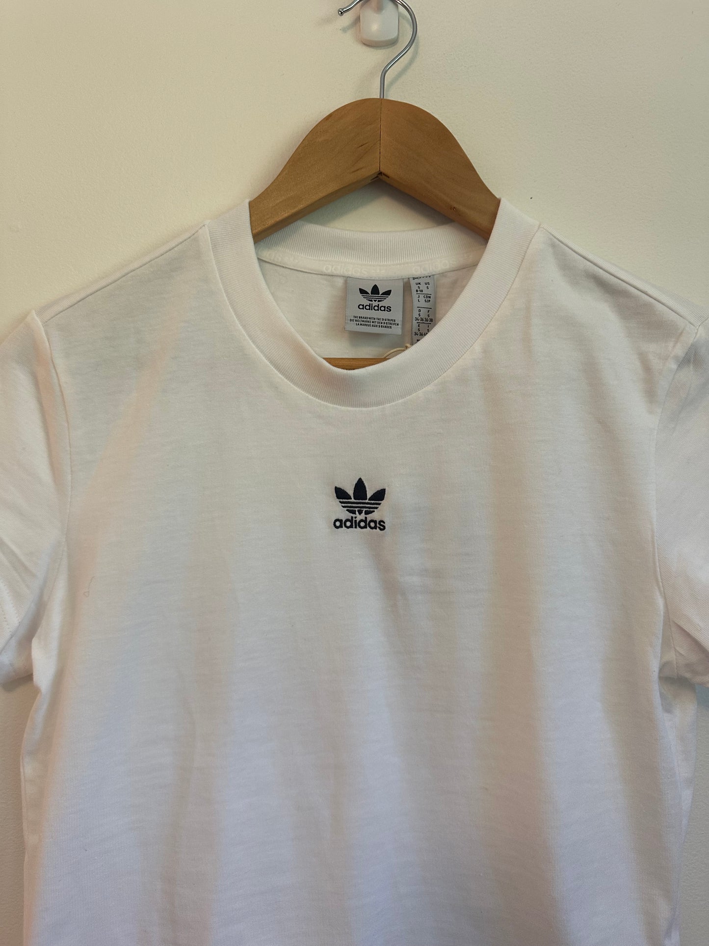 NWT Adidas Essentials Slim Fit T-Shirt in White | Size Small