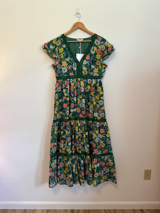 NWT BaeVely Green Floral Tiered Flutter Sleeve Maxi Dress | Size Large