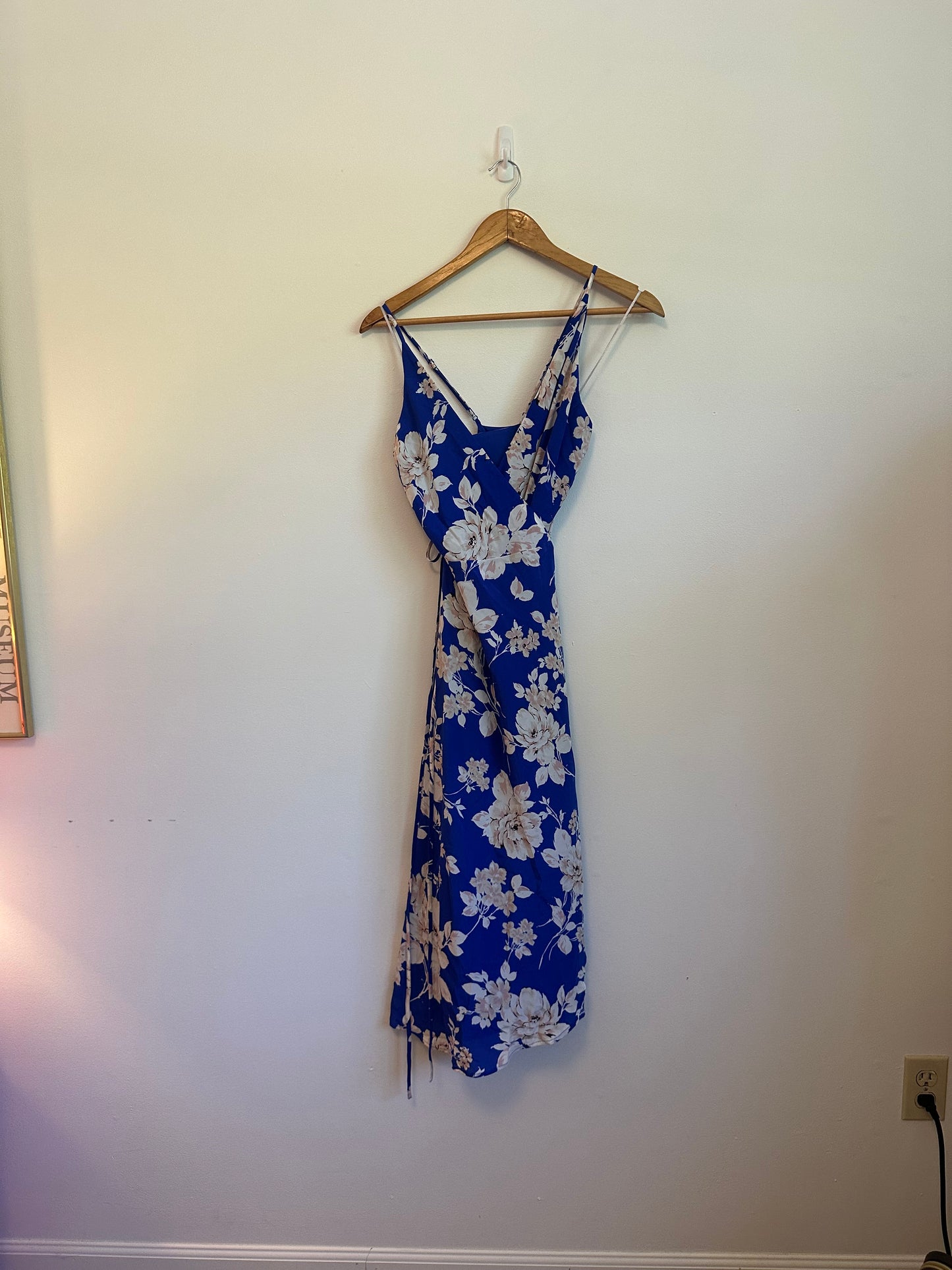 NWT Yumi Kim Blue Floral Rush Hour Silk Maxi Wrap Dress | Size Medium