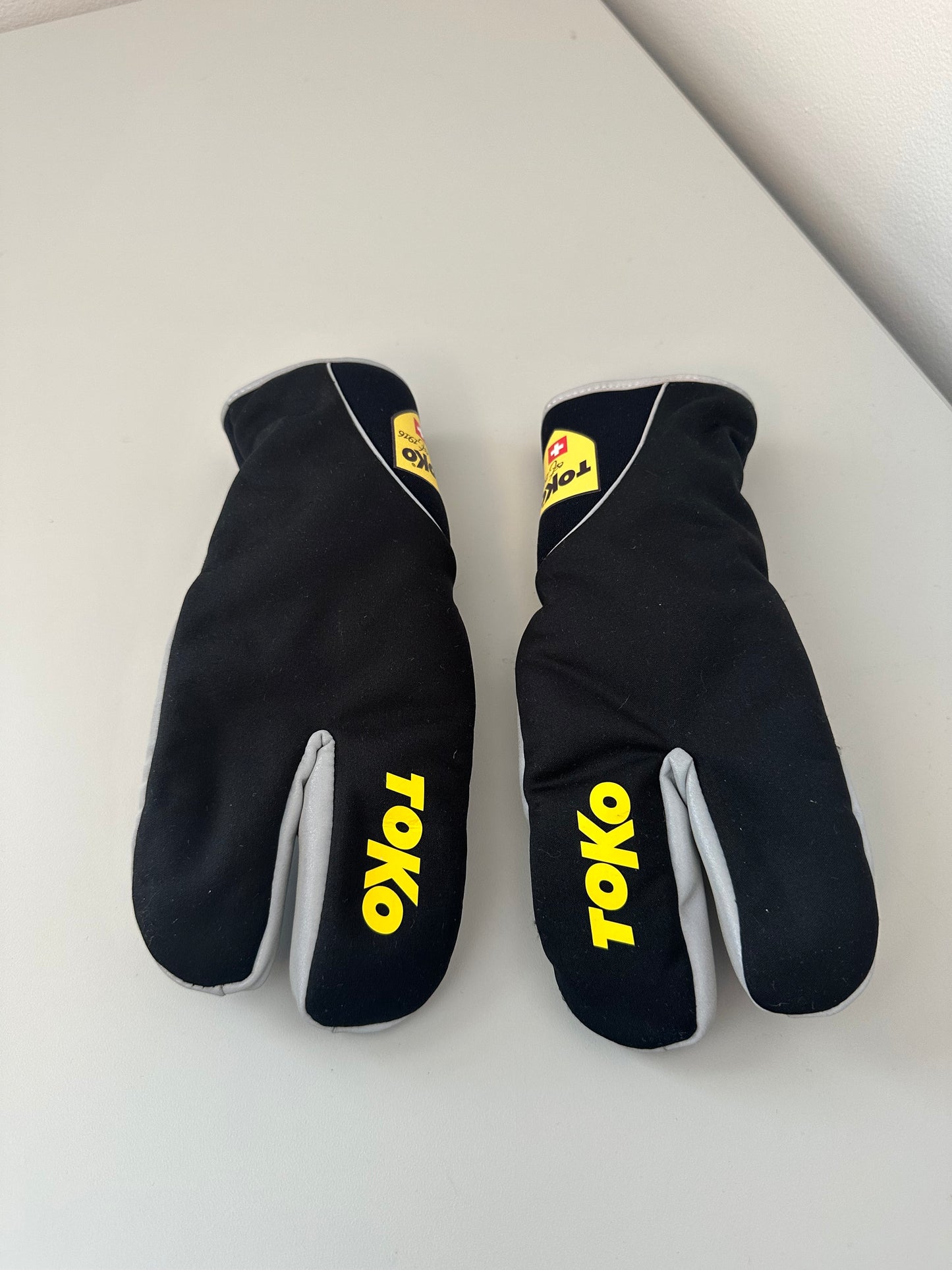 Toko Thermo Split Mitts | Size 5