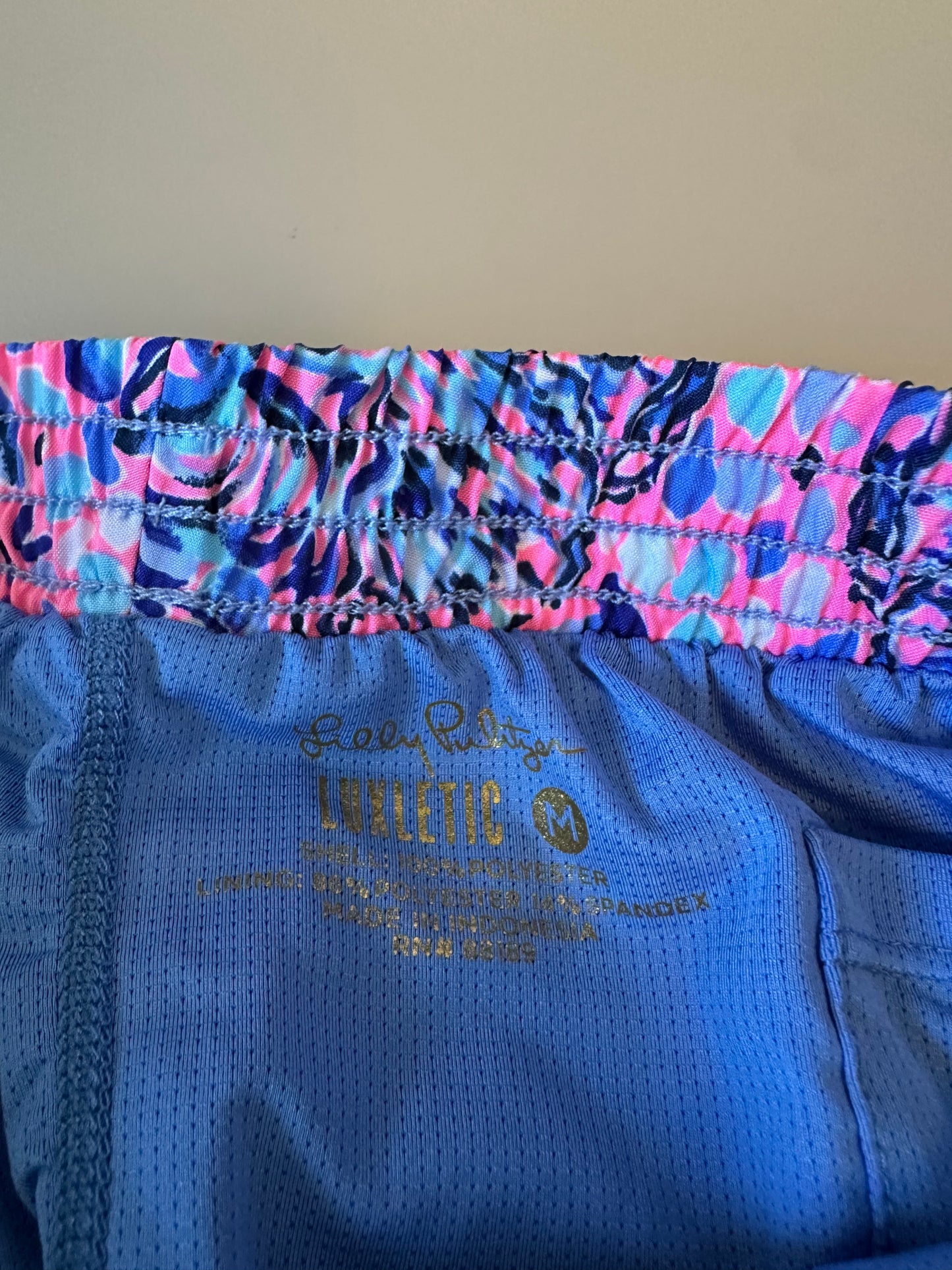 Lilly Pulitzer Luxletic Ocean Trail Running Shorts in Call My Shell Phone | Med